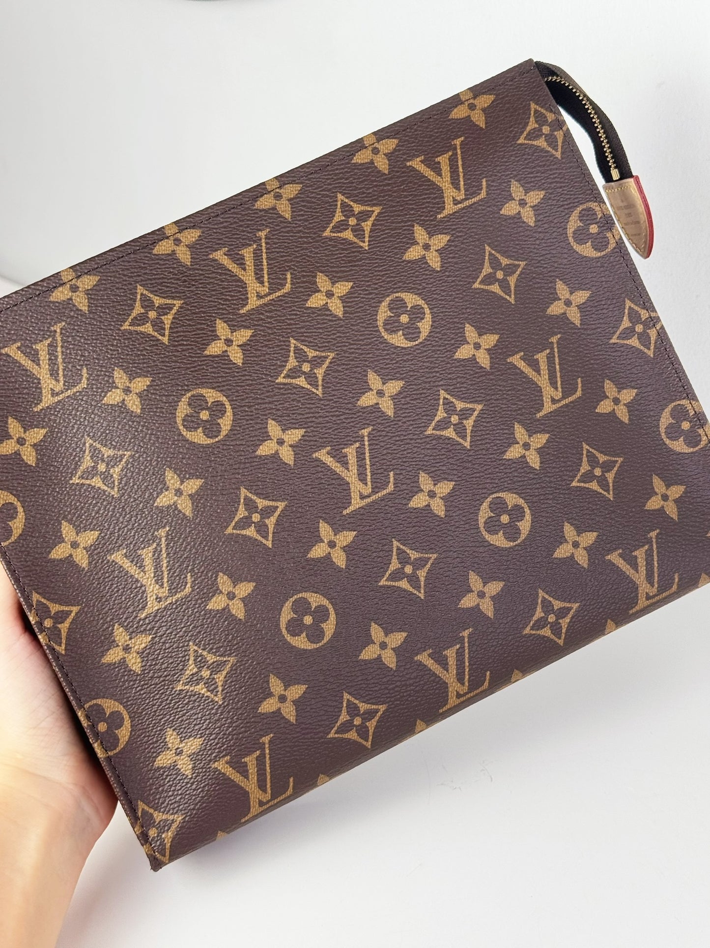 Louis Vuitton Vintage Toiletry 26 Handbag Crossbody Bag (RFID)