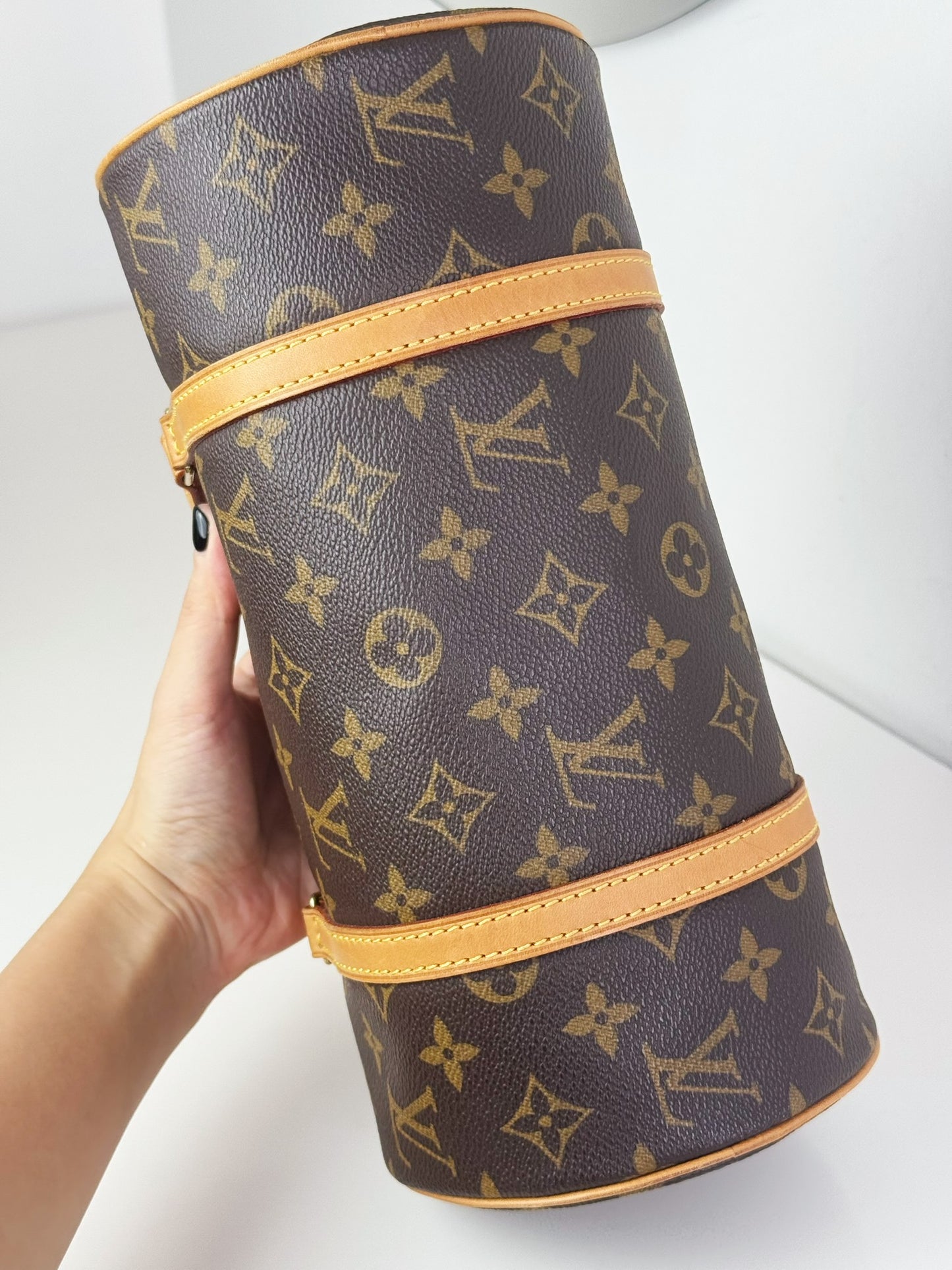 Louis Vuitton Vintage Papillon 26 Handbag Crossbody Bag