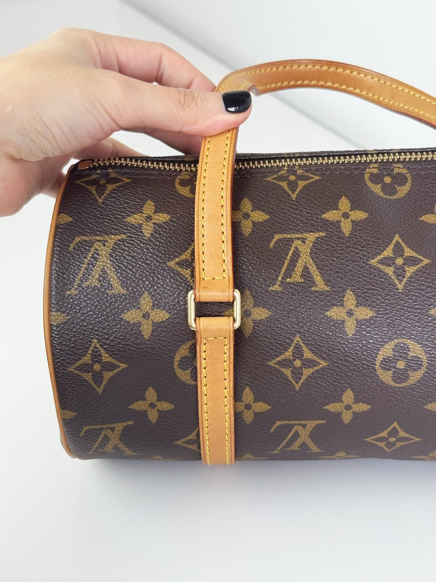 Louis Vuitton Vintage Papillon 26 Handbag Crossbody Bag