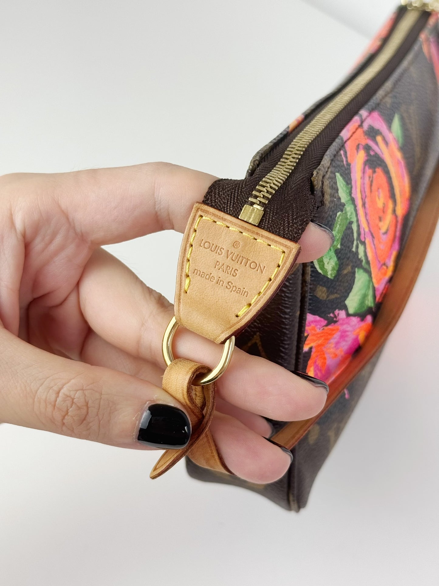 Louis Vuitton Vintage Limited Edition Rose Pochette Accessoires Shoulder Crossbody Bag
