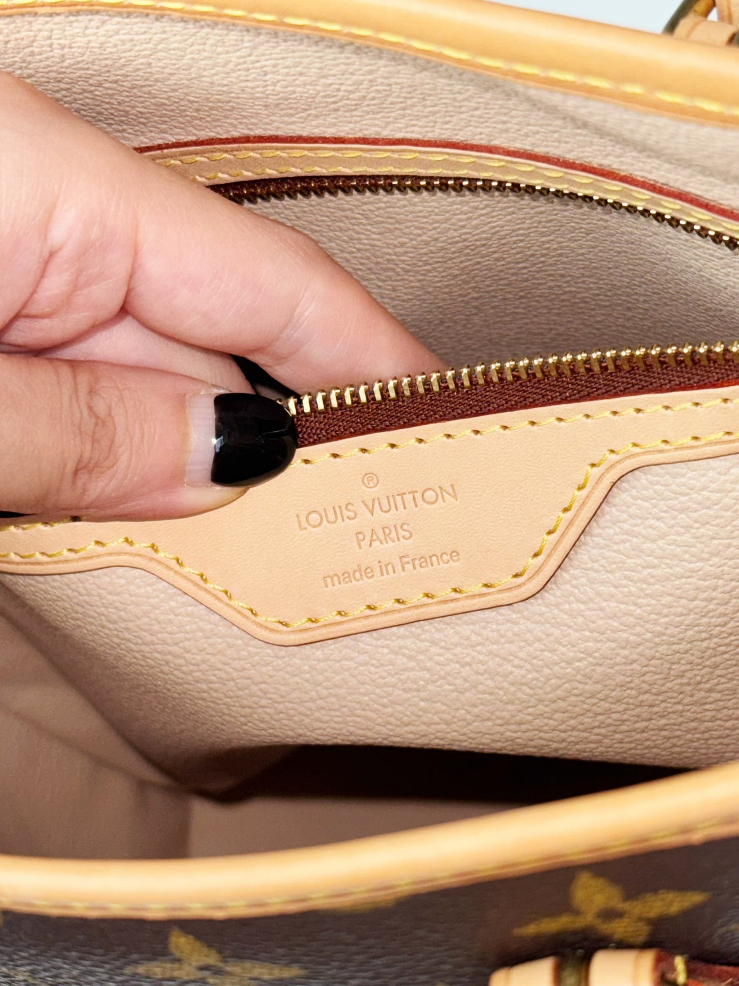 Louis Vuitton Vintage Marais Bucket Tote Shoulder Bag