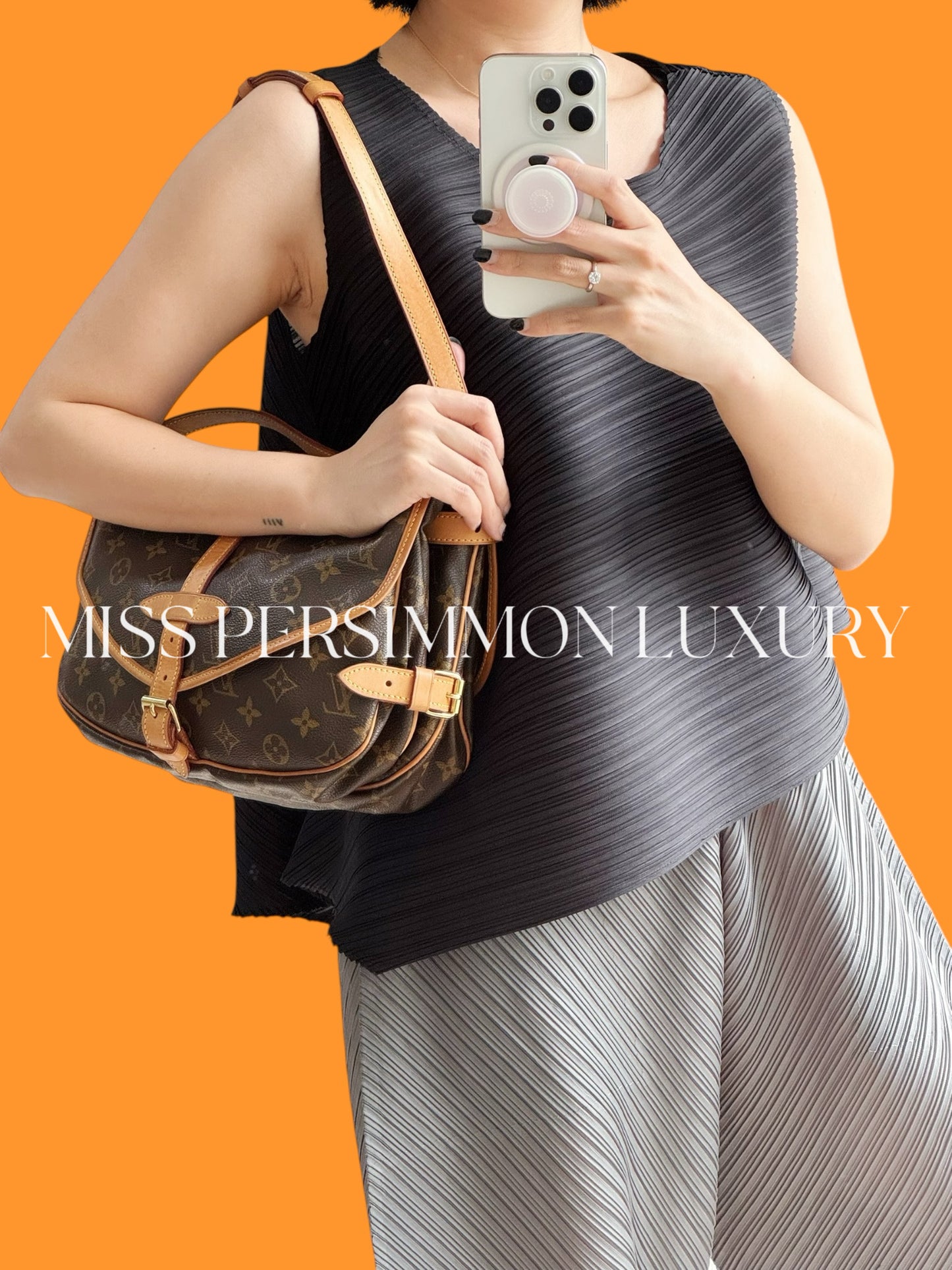 Louis Vuitton Vintage Saumur 30 Shoulder Crossbody Bag