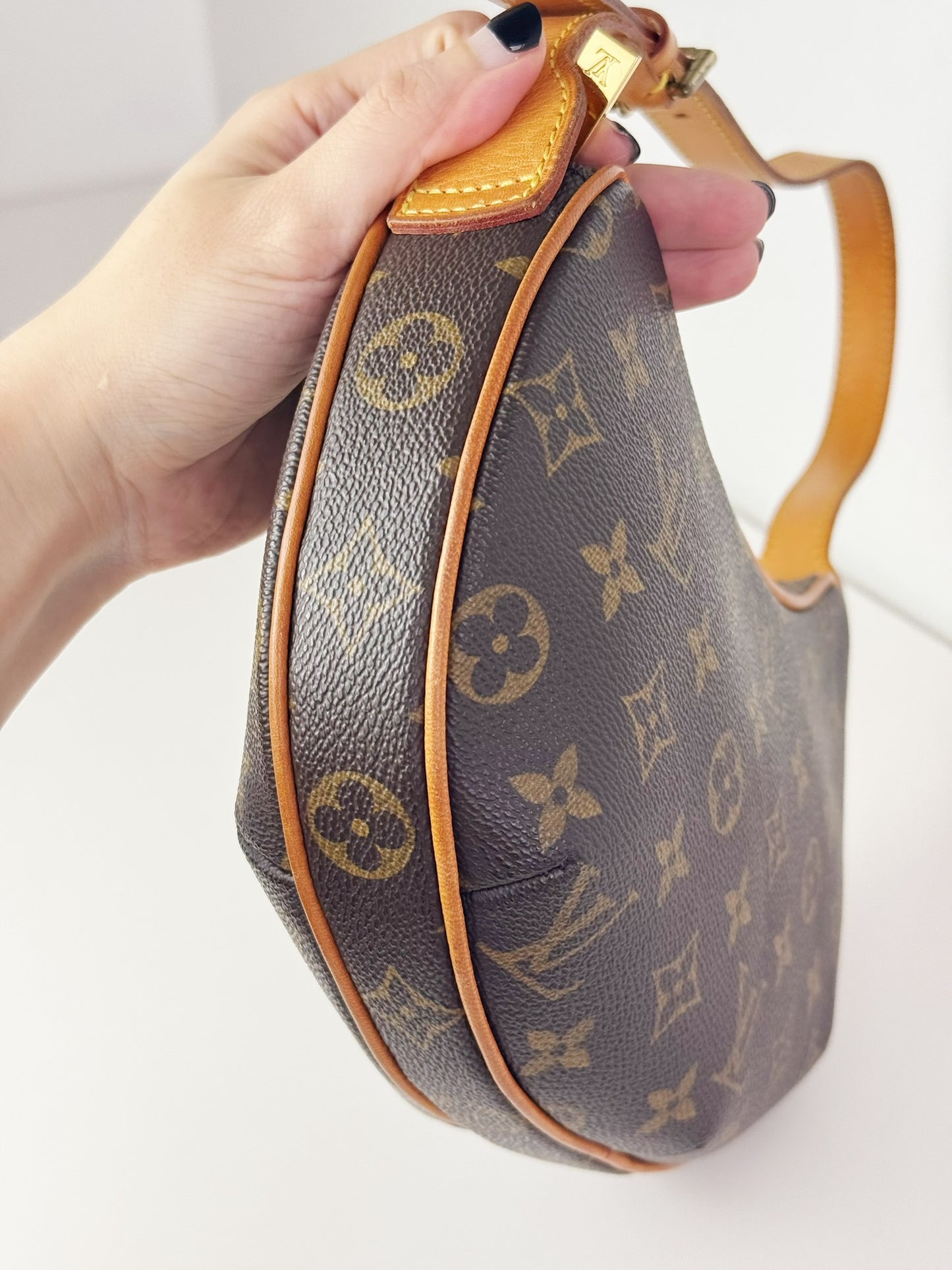 Louis Vuitton Vintage Croissant PM Shoulder Bag
