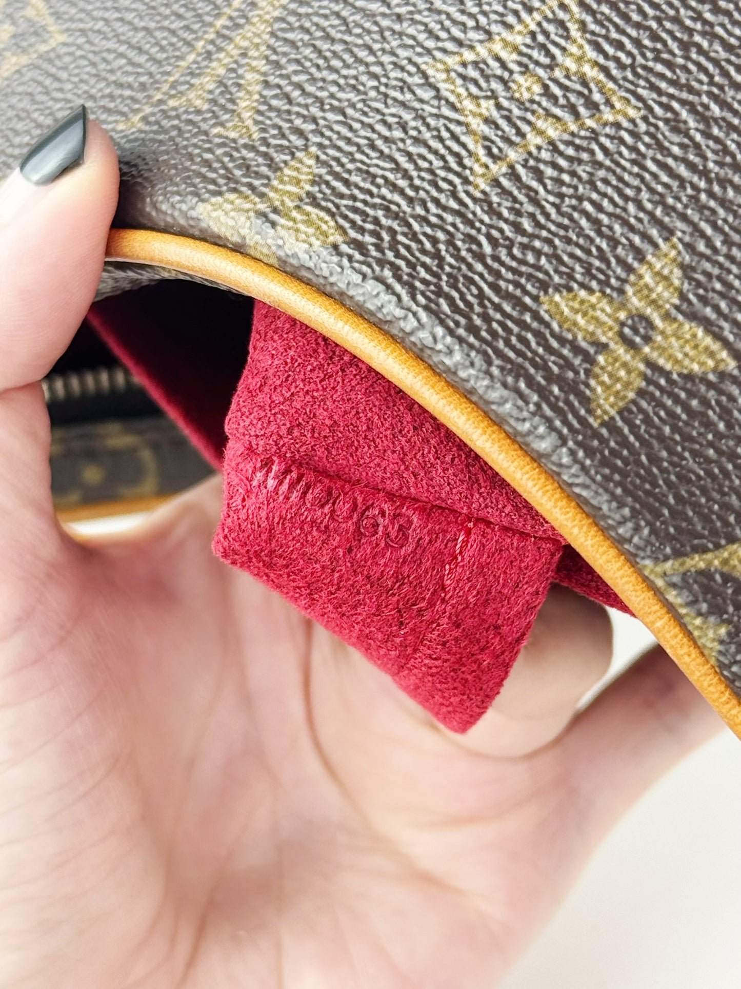 Louis Vuitton Vintage Croissant PM Shoulder Bag