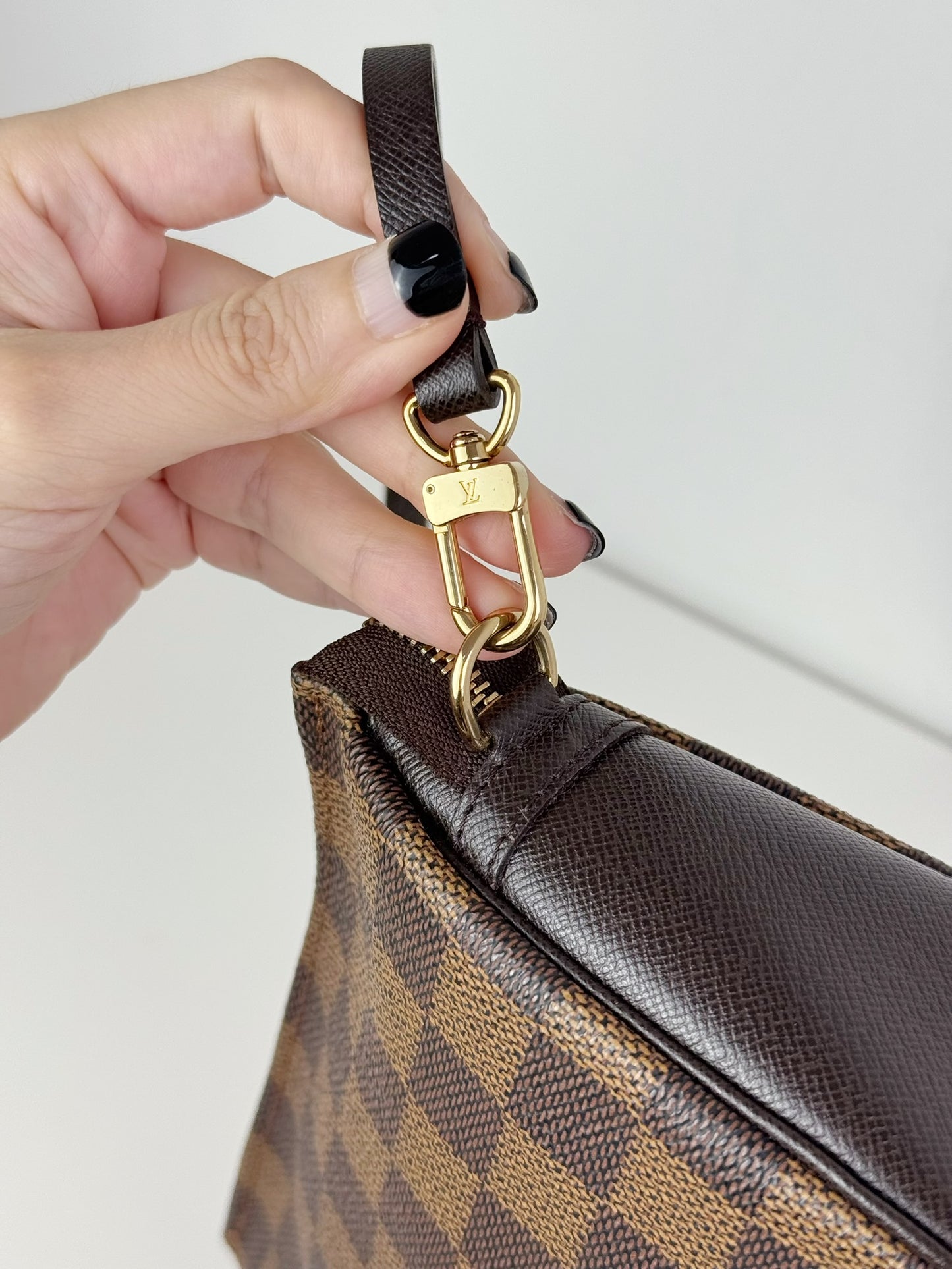 Louis Vuitton Vintage Damier Trousse Pochette Shoulder Crossbody Bag