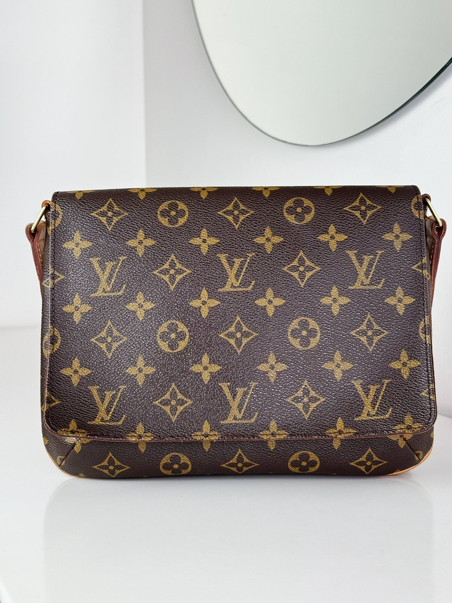 Louis Vuitton Musette Tango Shoulder Crossbody Bag