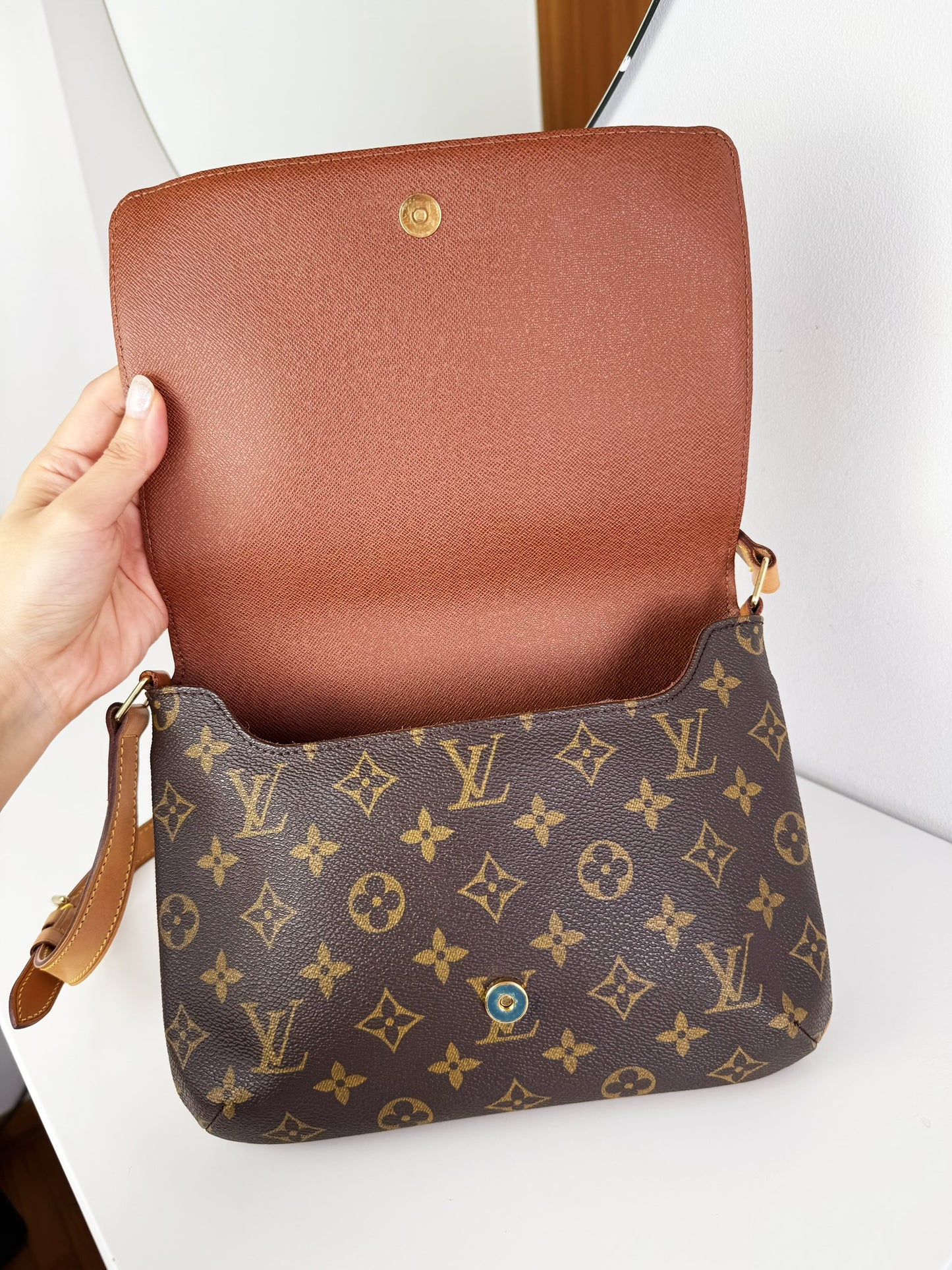 Louis Vuitton Musette Tango Shoulder Crossbody Bag