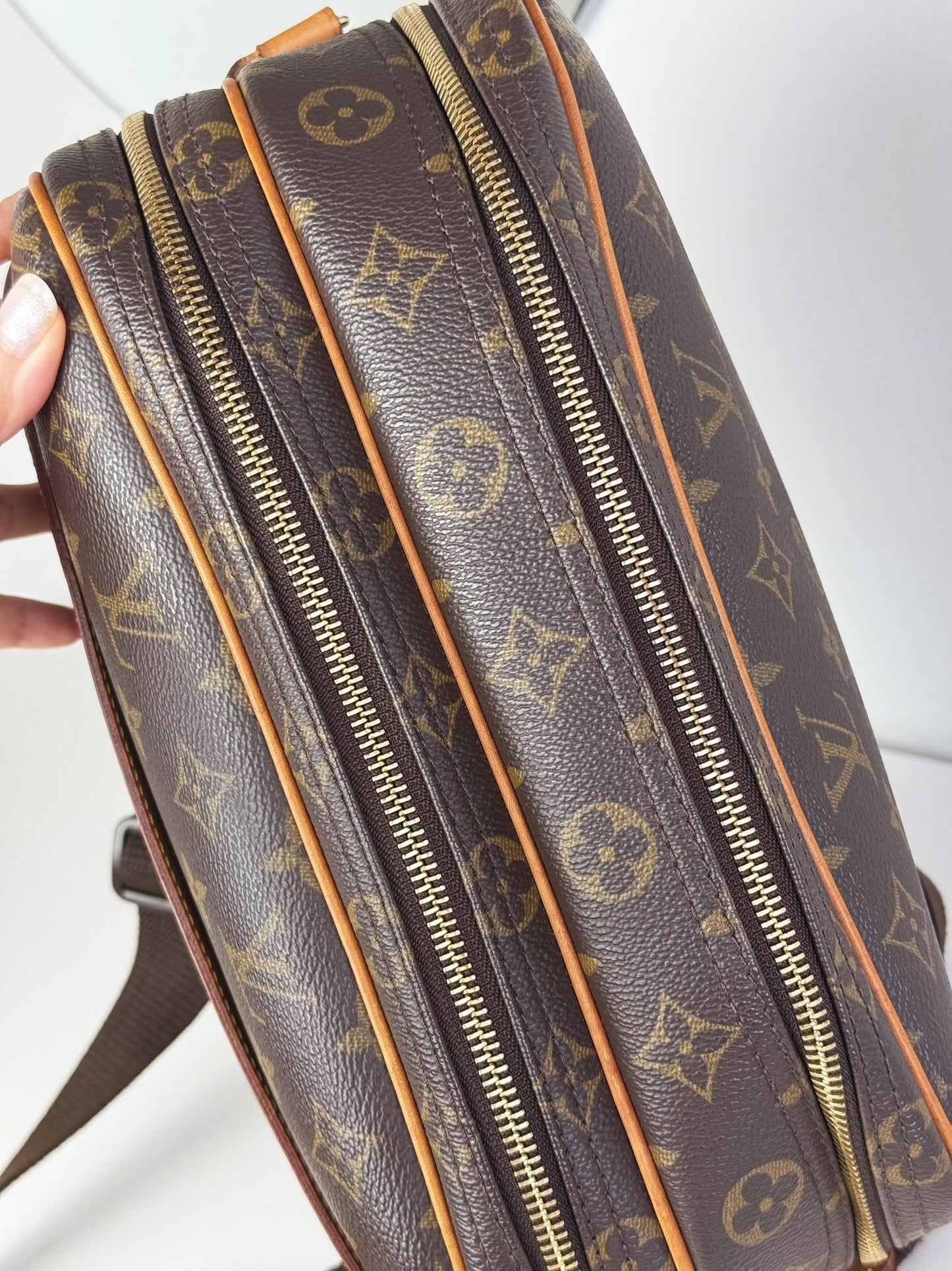 Louis Vuitton Vintage Reporter Shoulder Crossbody Bag