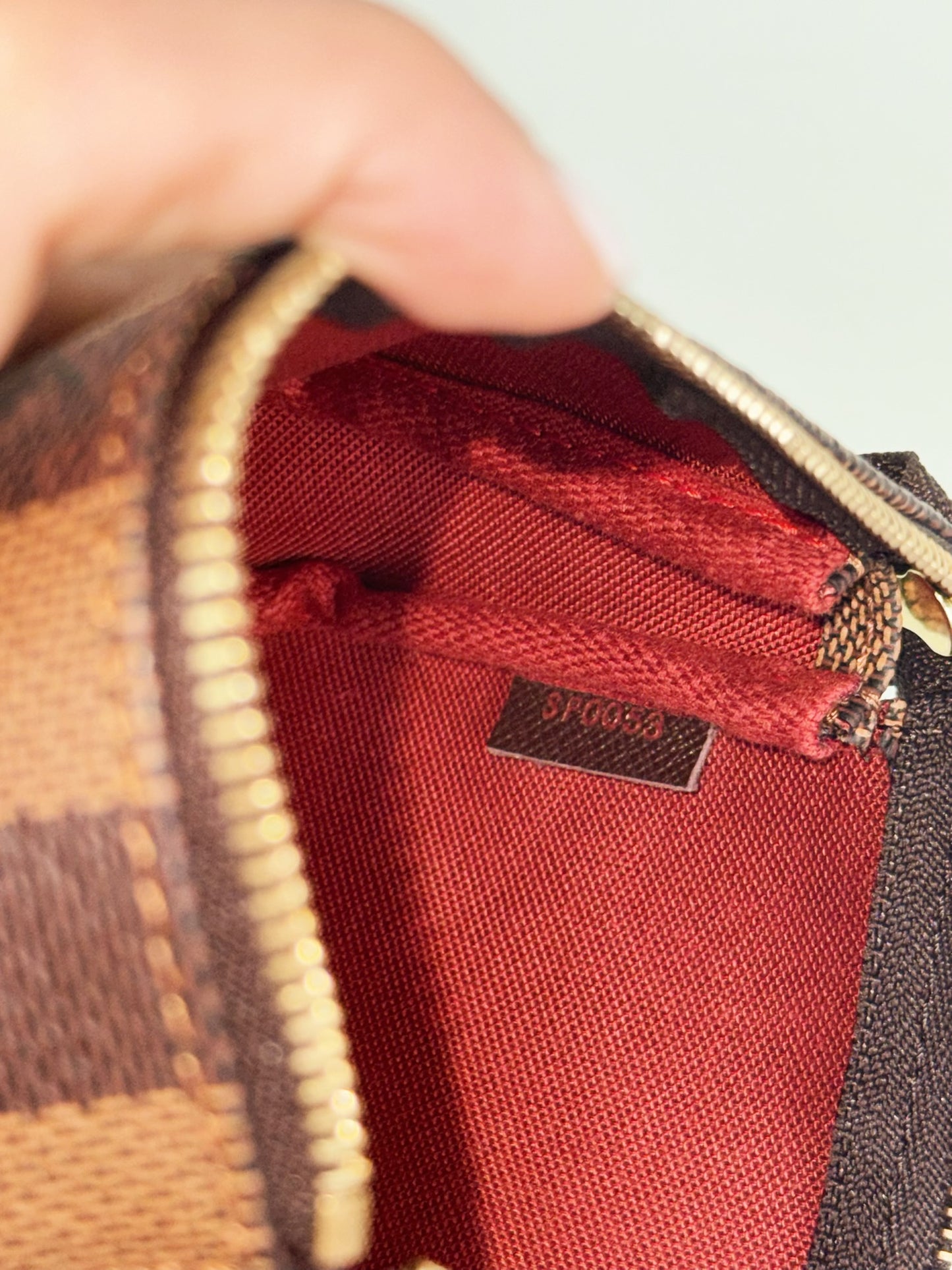 Louis Vuitton Vintage Damier Marais Bucket Tote Shoulder Bag