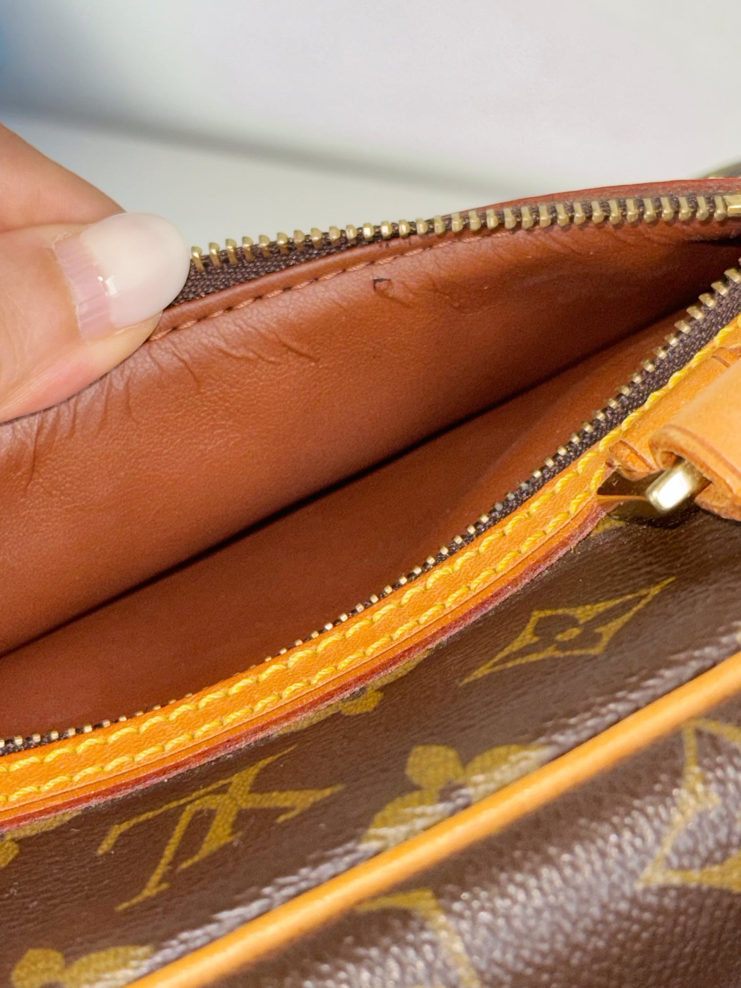 Louis Vuitton Vintage Cite MM Shoulder Bag