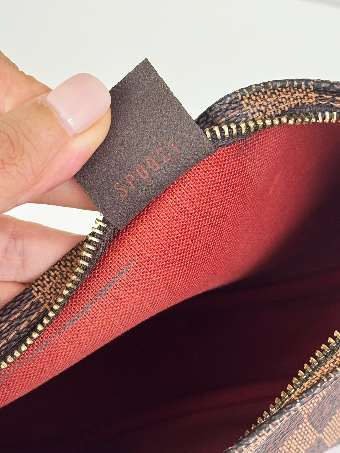 Louis Vuitton Vintage Damier Trousse Pochette Shoulder Crossbody Bag