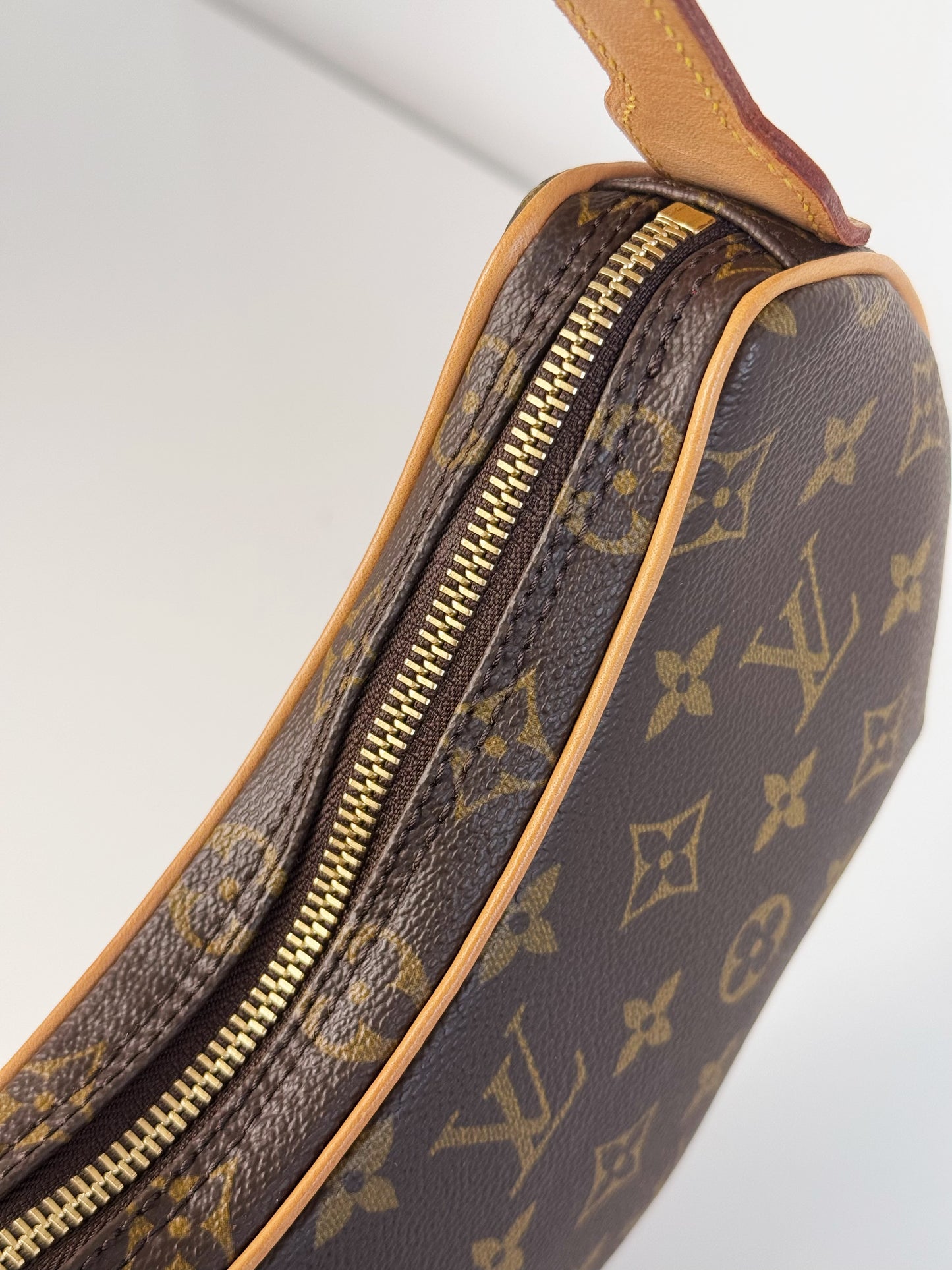 Louis Vuitton Vintage Croissant PM Shoulder Bag
