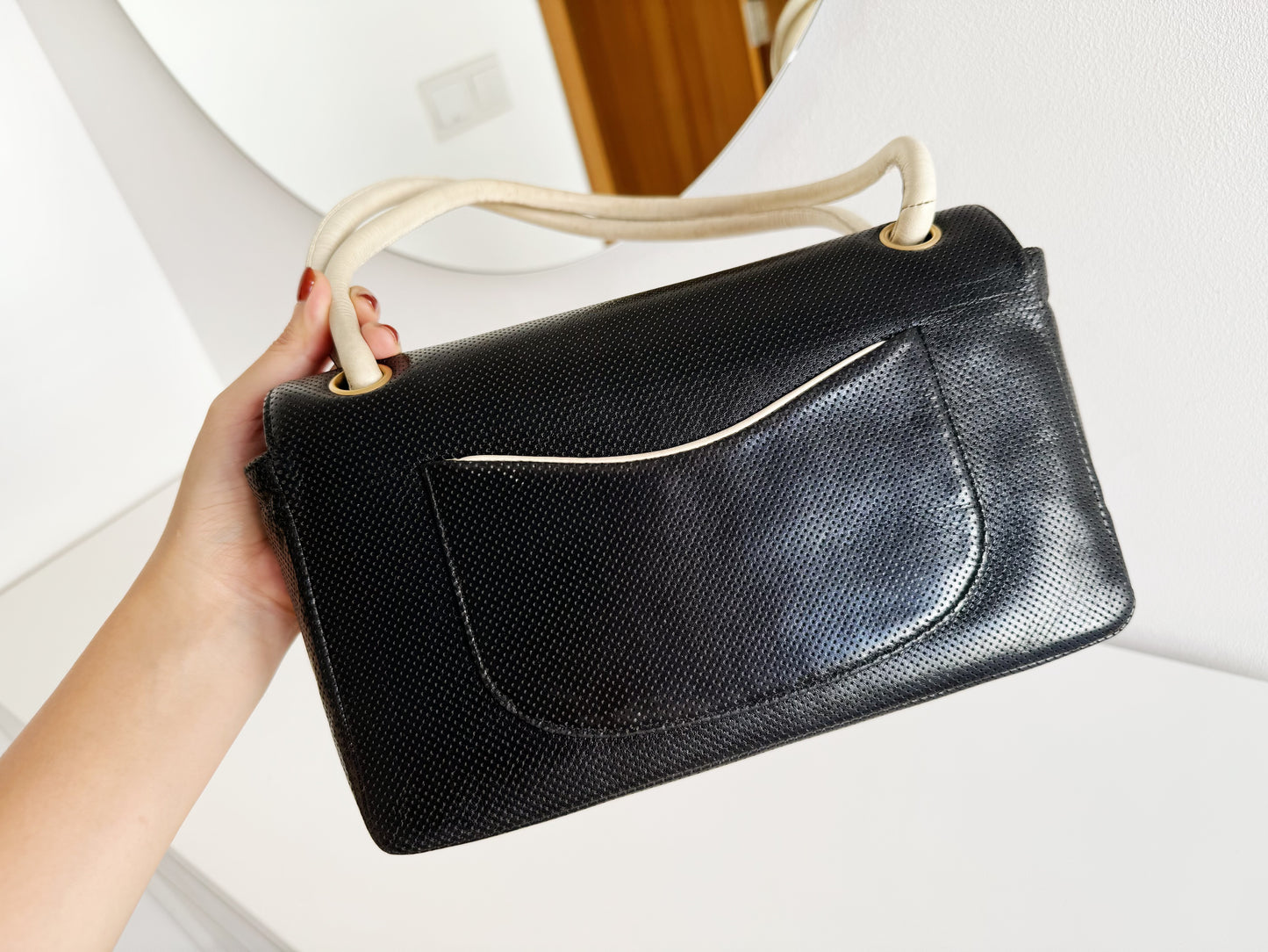 Chanel Vintage Punch Leather Flap 25 Shoulder Crossbody Bag
