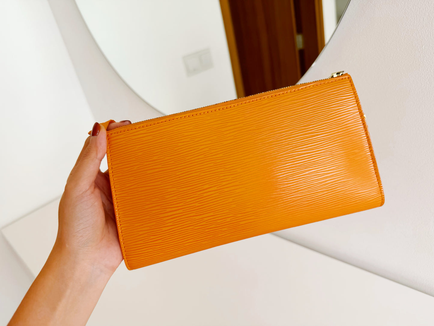 Louis Vuitton Vintage Epi Pochette Accessoires Shoulder Crossbody Bag