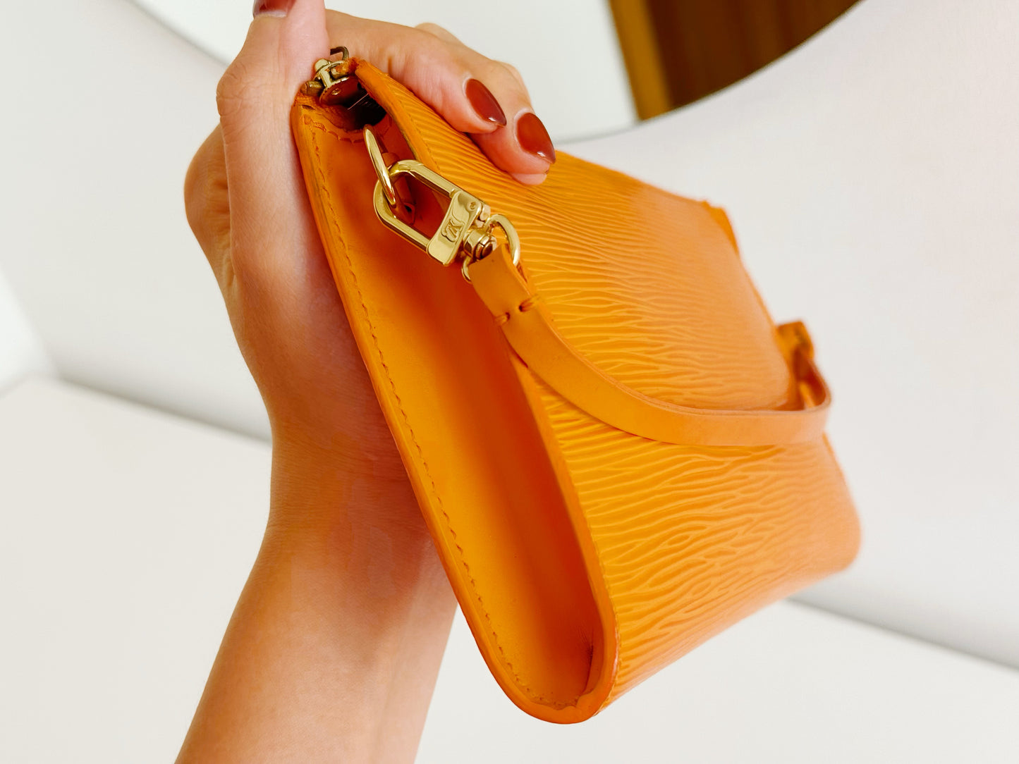 Louis Vuitton Vintage Epi Pochette Accessoires Shoulder Crossbody Bag
