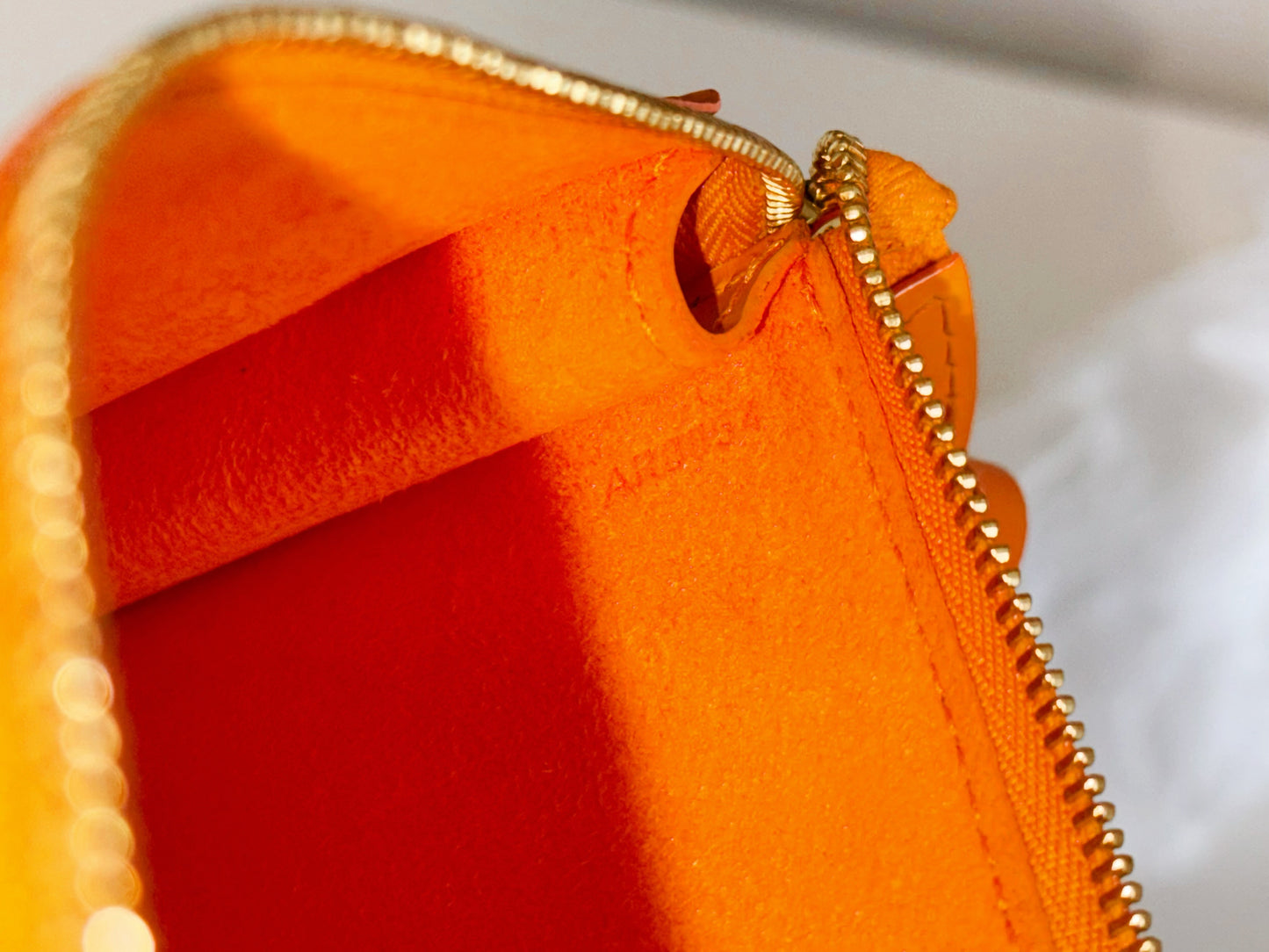 Louis Vuitton Vintage Epi Pochette Accessoires Shoulder Crossbody Bag