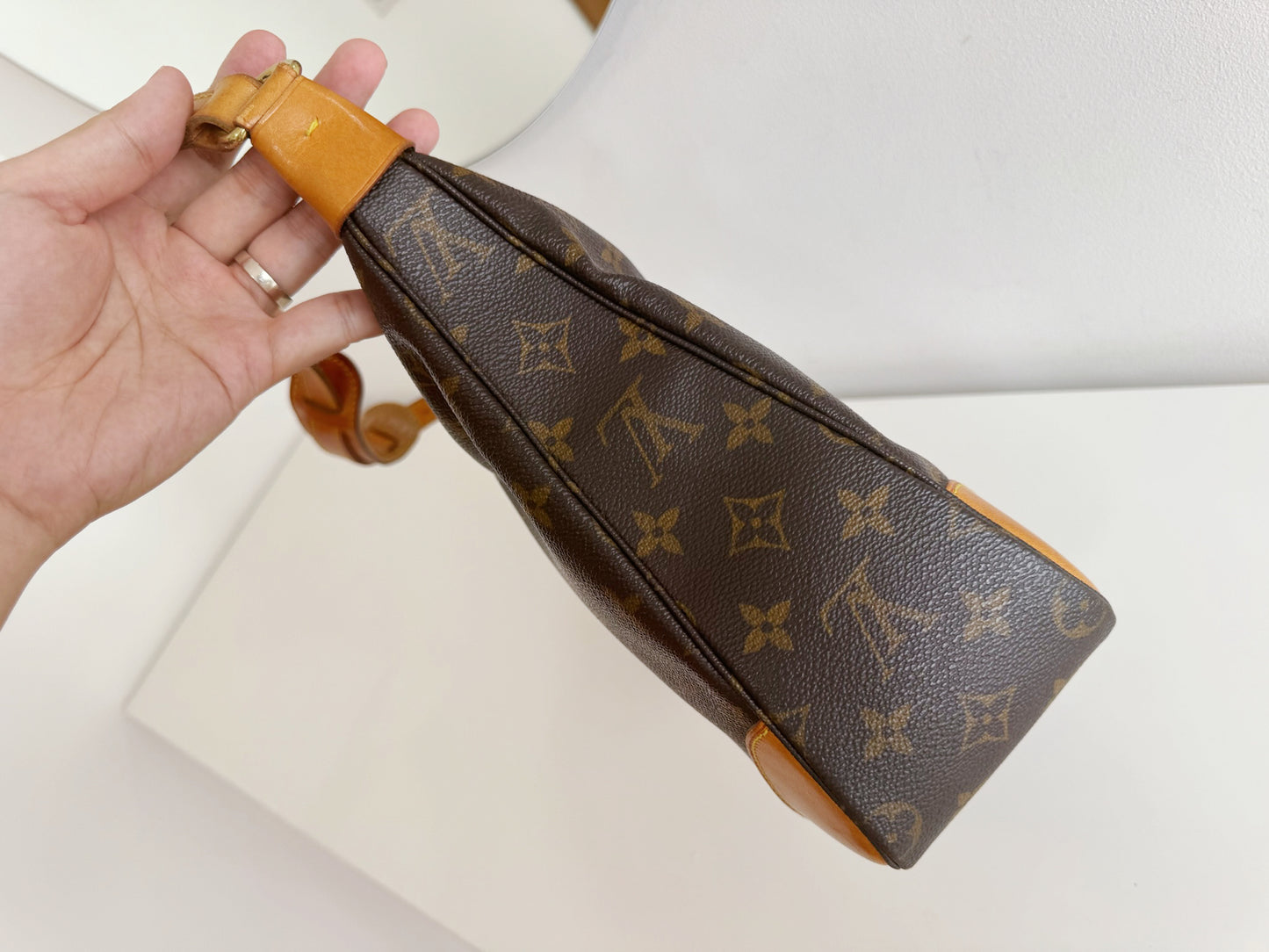 Louis Vuitton Vintage Boulogne Shoulder Crossbody Bag