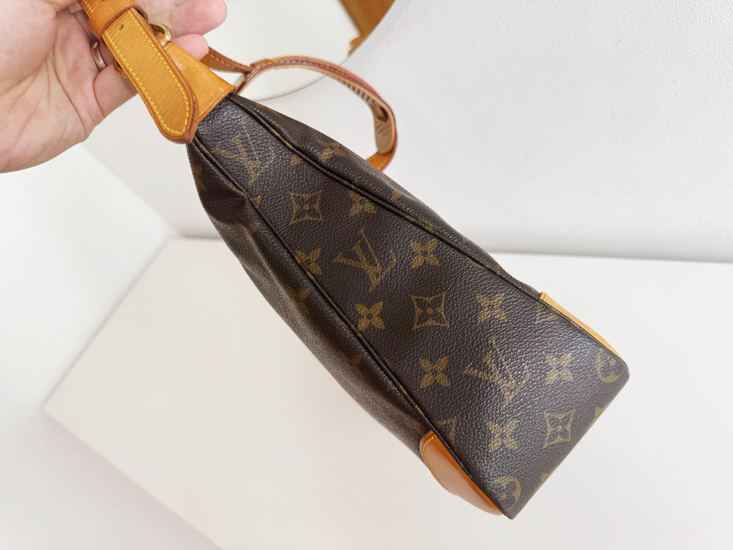 Louis Vuitton Vintage Boulogne Shoulder Crossbody Bag