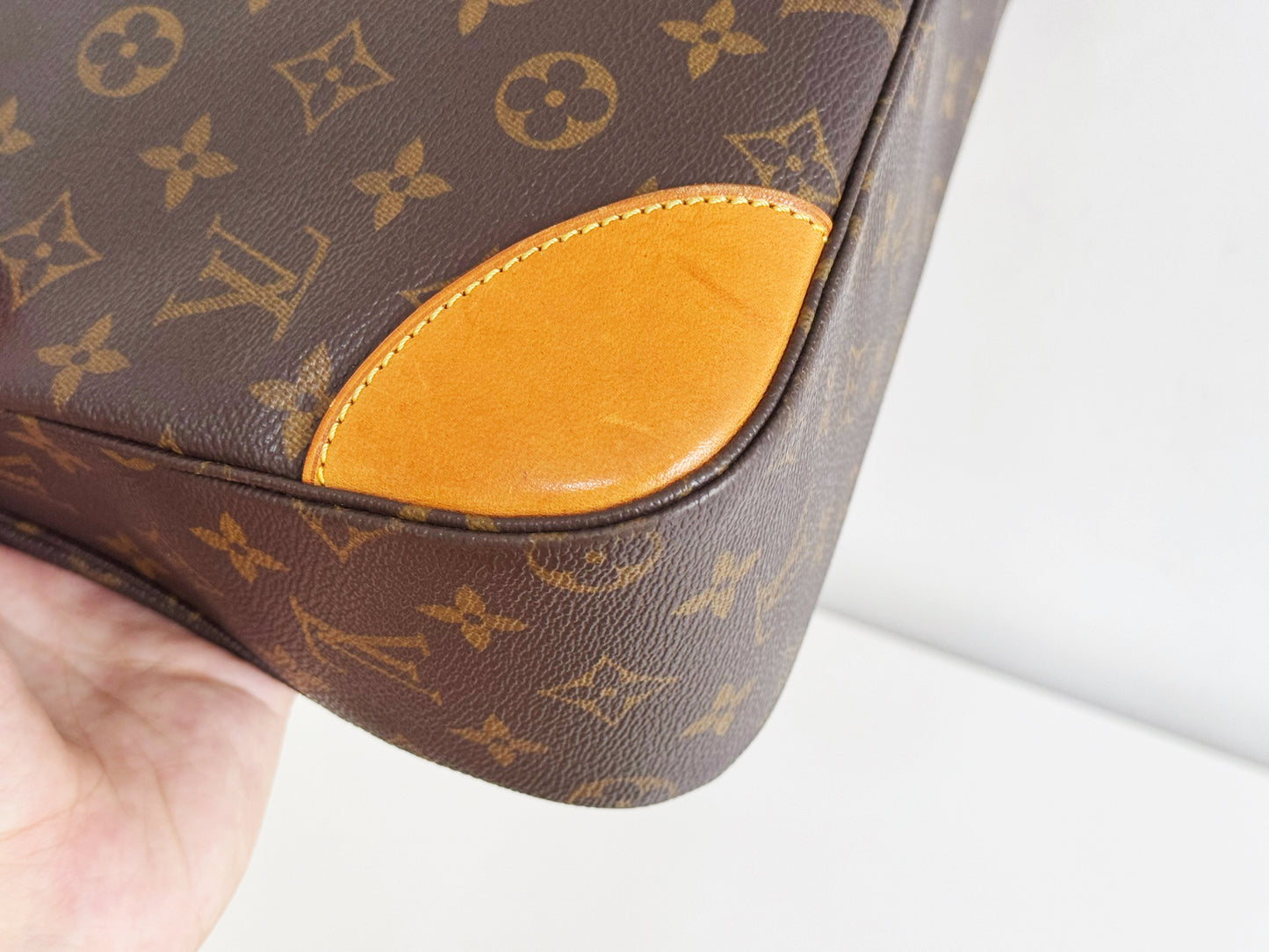 Louis Vuitton Vintage Boulogne Shoulder Crossbody Bag