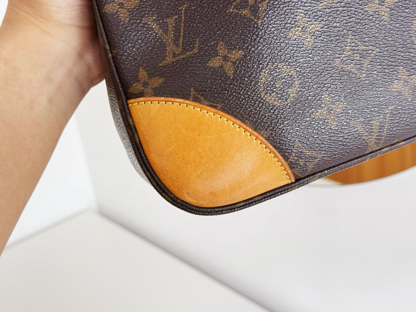 Louis Vuitton Vintage Boulogne Shoulder Crossbody Bag