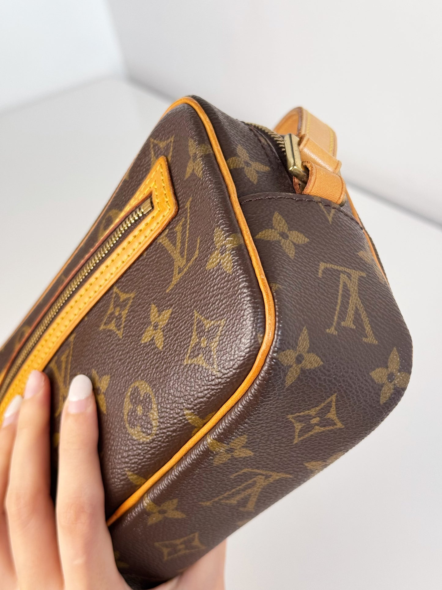 Louis Vuitton Vintage Cite PM Shoulder Bag