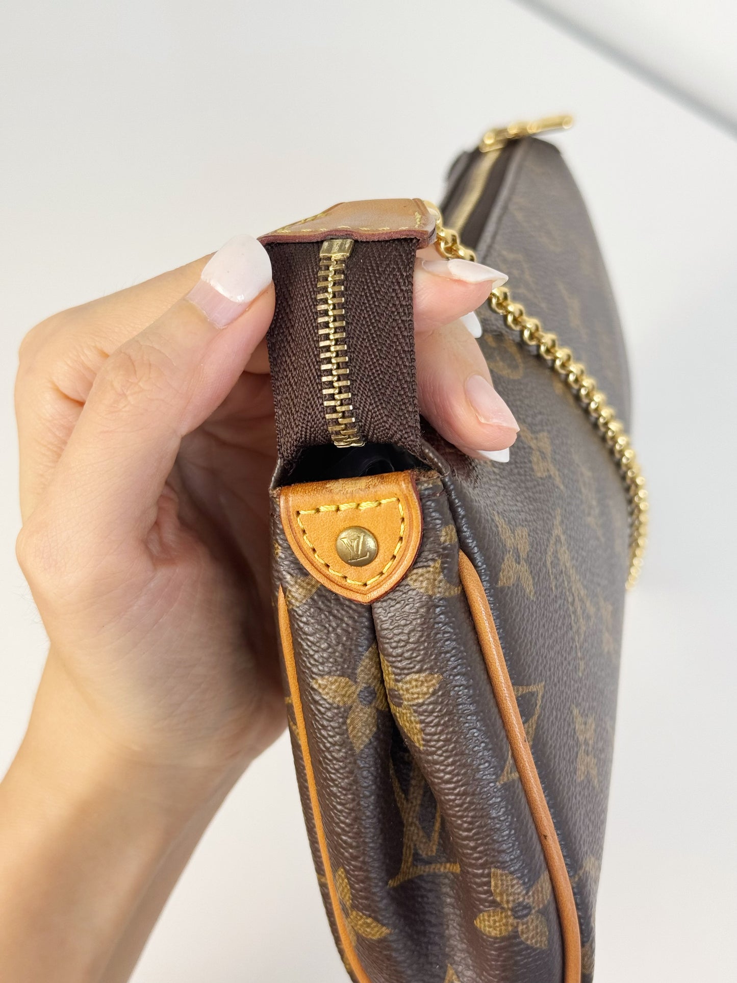 Louis Vuitton Vintage Eva Shoulder Crossbody Bag