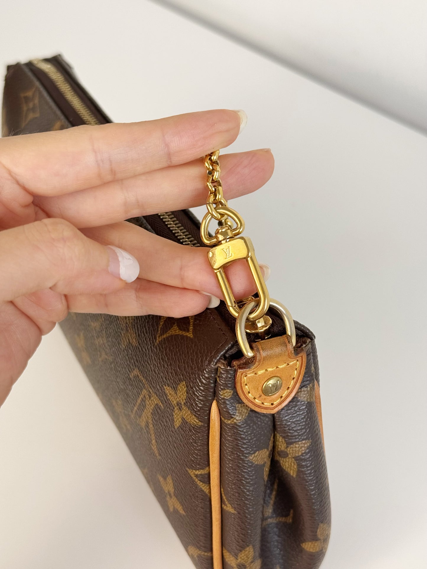 Louis Vuitton Vintage Eva Shoulder Crossbody Bag