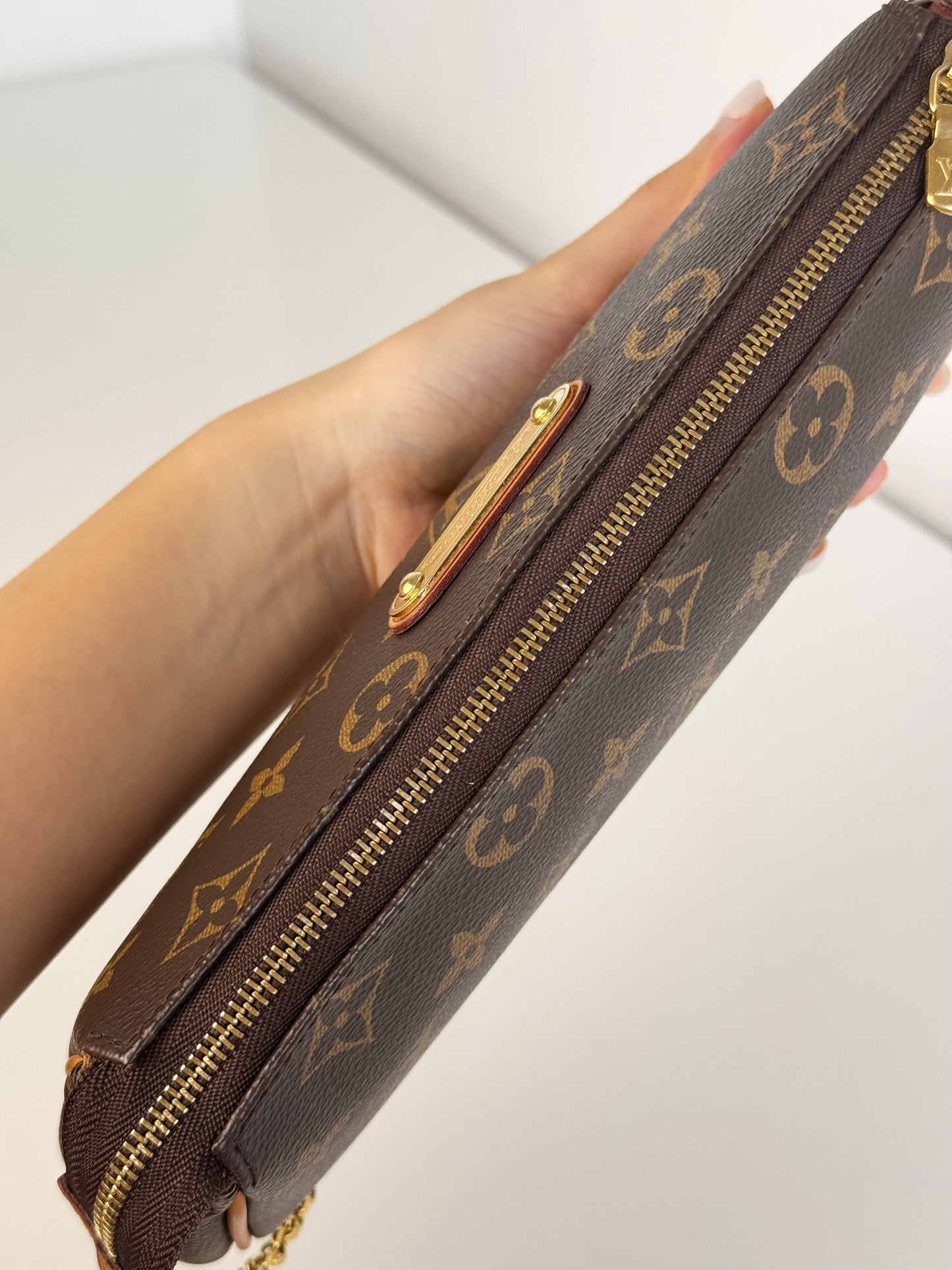 Louis Vuitton Vintage Eva Shoulder Crossbody Bag