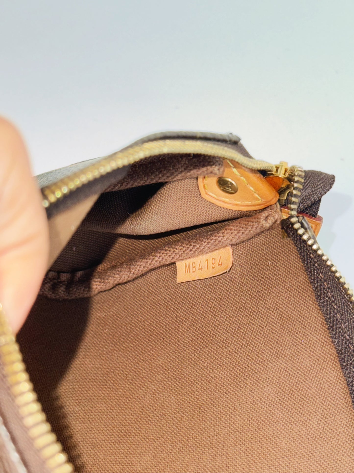 Louis Vuitton Vintage Eva Shoulder Crossbody Bag