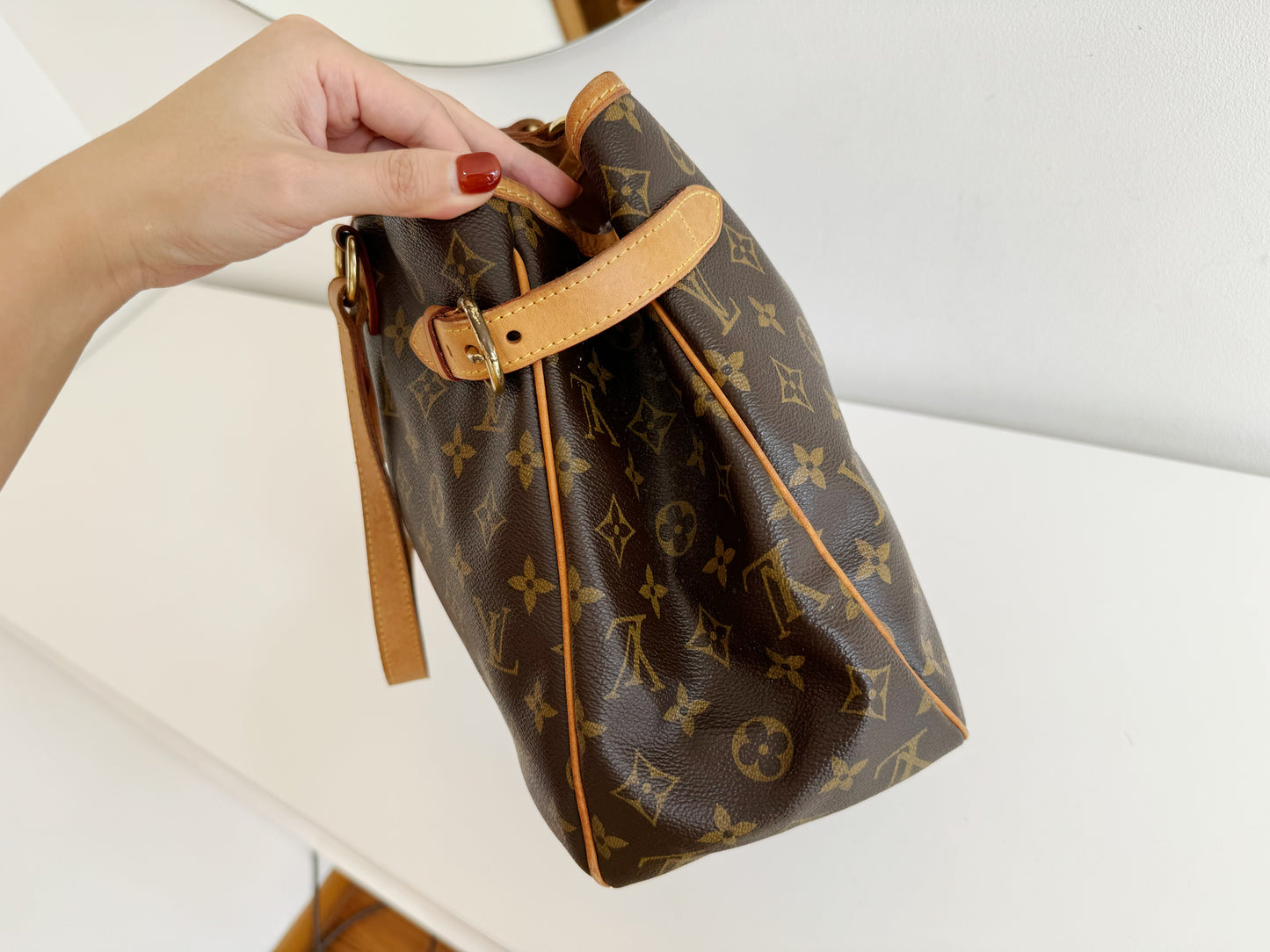 Louis Vuitton Vintage Batignolles Shoulder Tote Bag