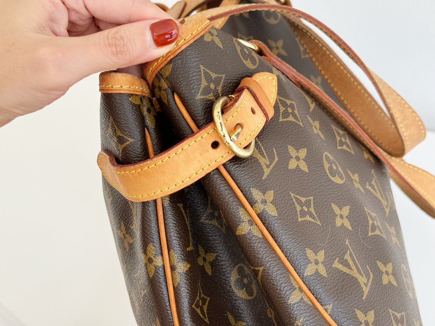 Louis Vuitton Vintage Batignolles Shoulder Tote Bag