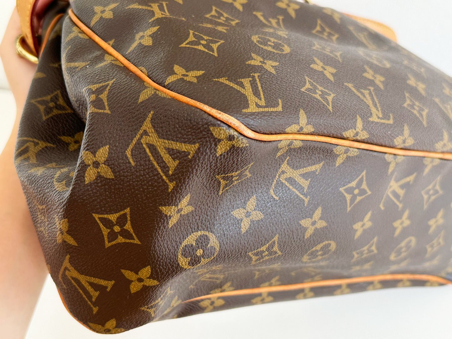 Louis Vuitton Vintage Batignolles Shoulder Tote Bag