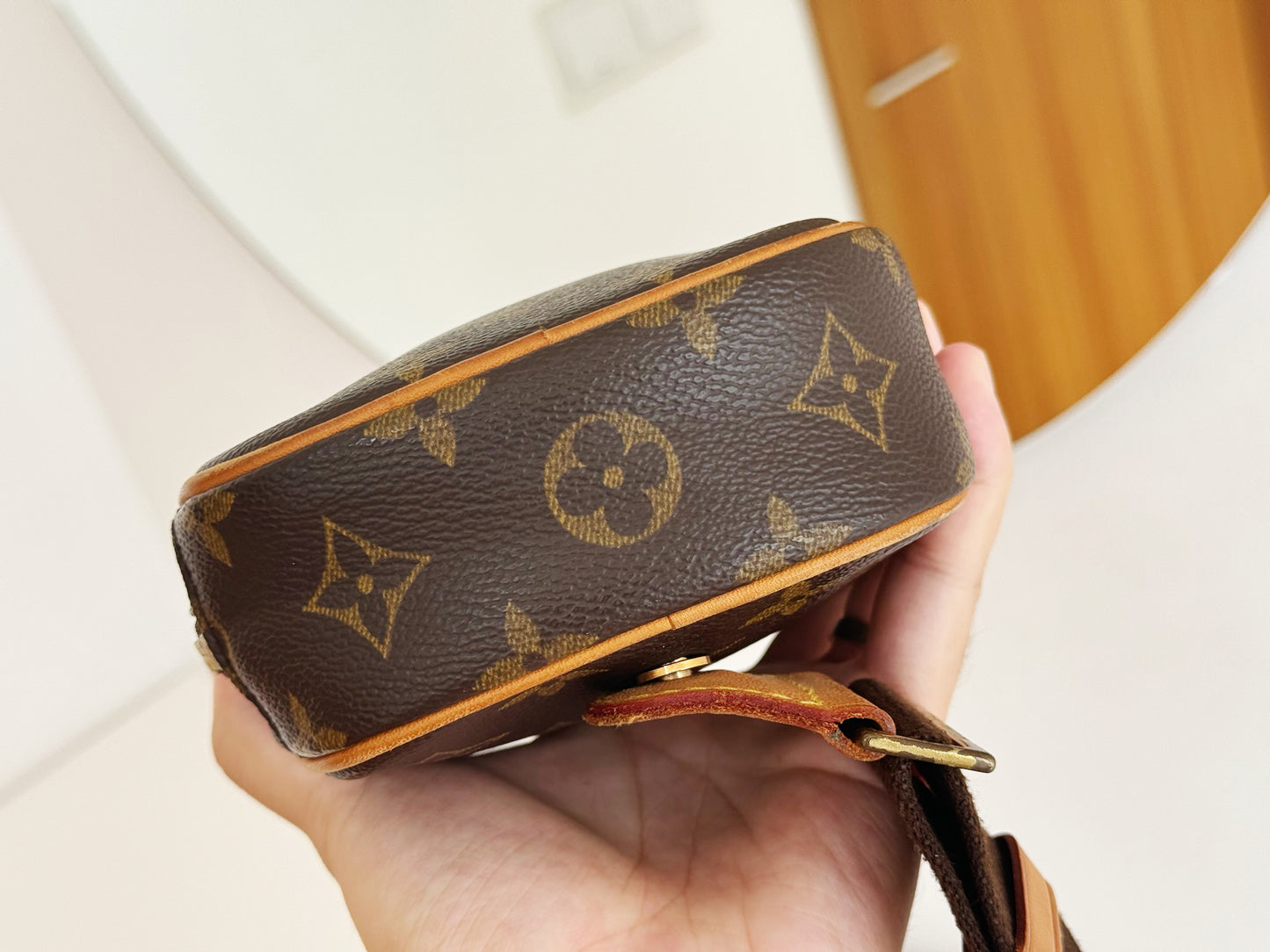 Louis Vuitton Vintage Gange Shoulder Crossbody Bag