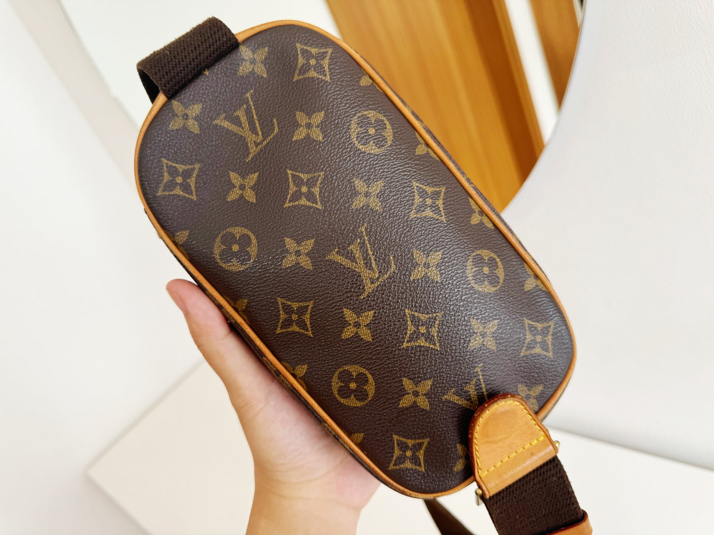 Louis Vuitton Vintage Gange Shoulder Crossbody Bag