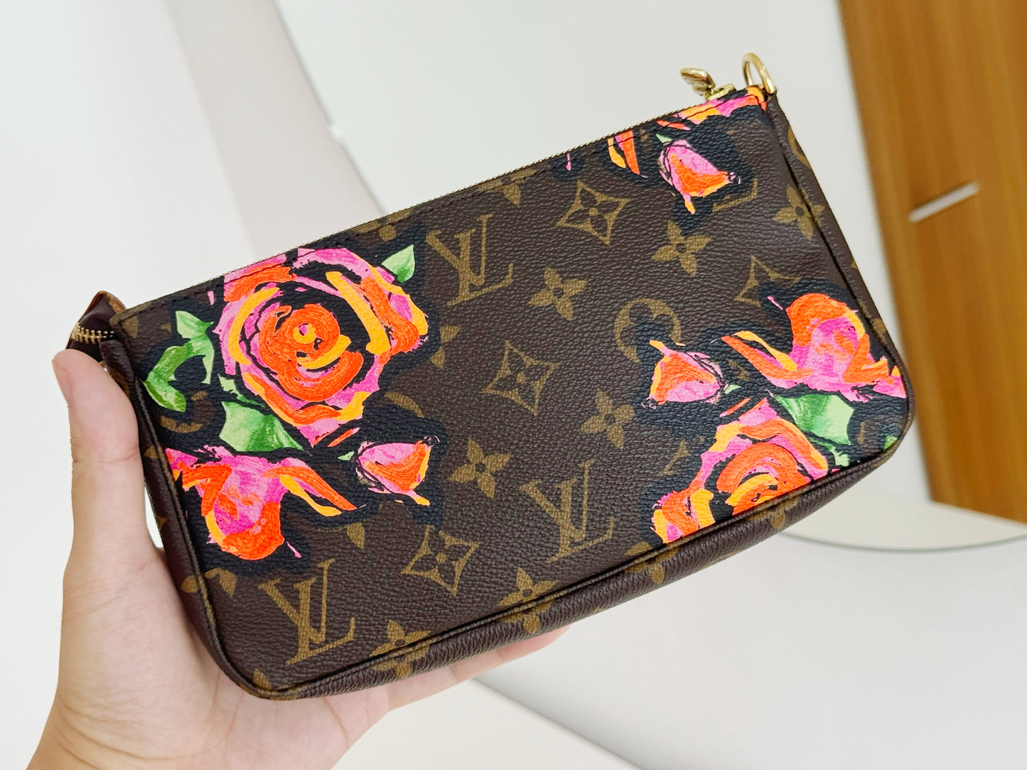 Louis Vuitton Vintage Limited Edition Rose Pochette Accessoires Shoulder Crossbody Bag