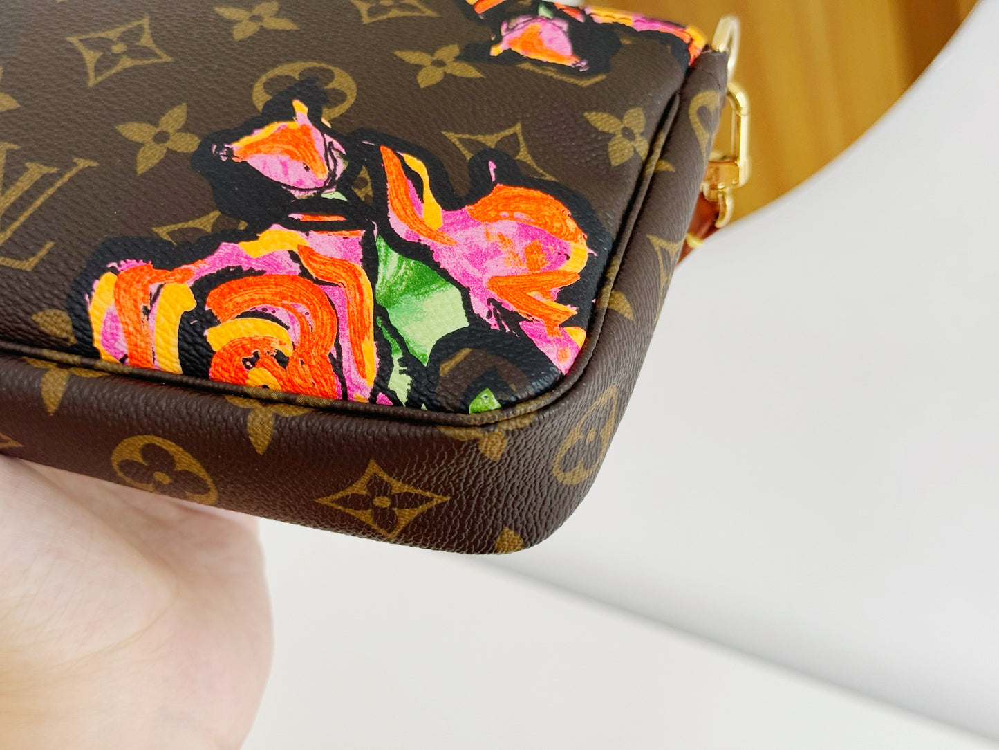 Louis Vuitton Vintage Limited Edition Rose Pochette Accessoires Shoulder Crossbody Bag