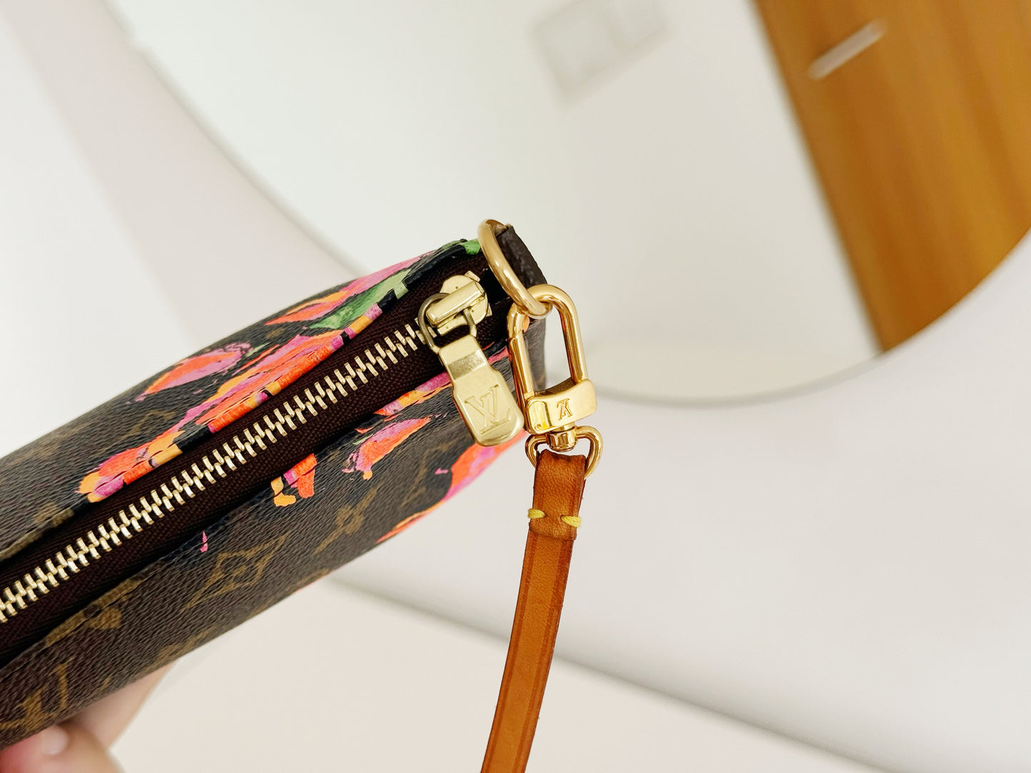 Louis Vuitton Vintage Limited Edition Rose Pochette Accessoires Shoulder Crossbody Bag