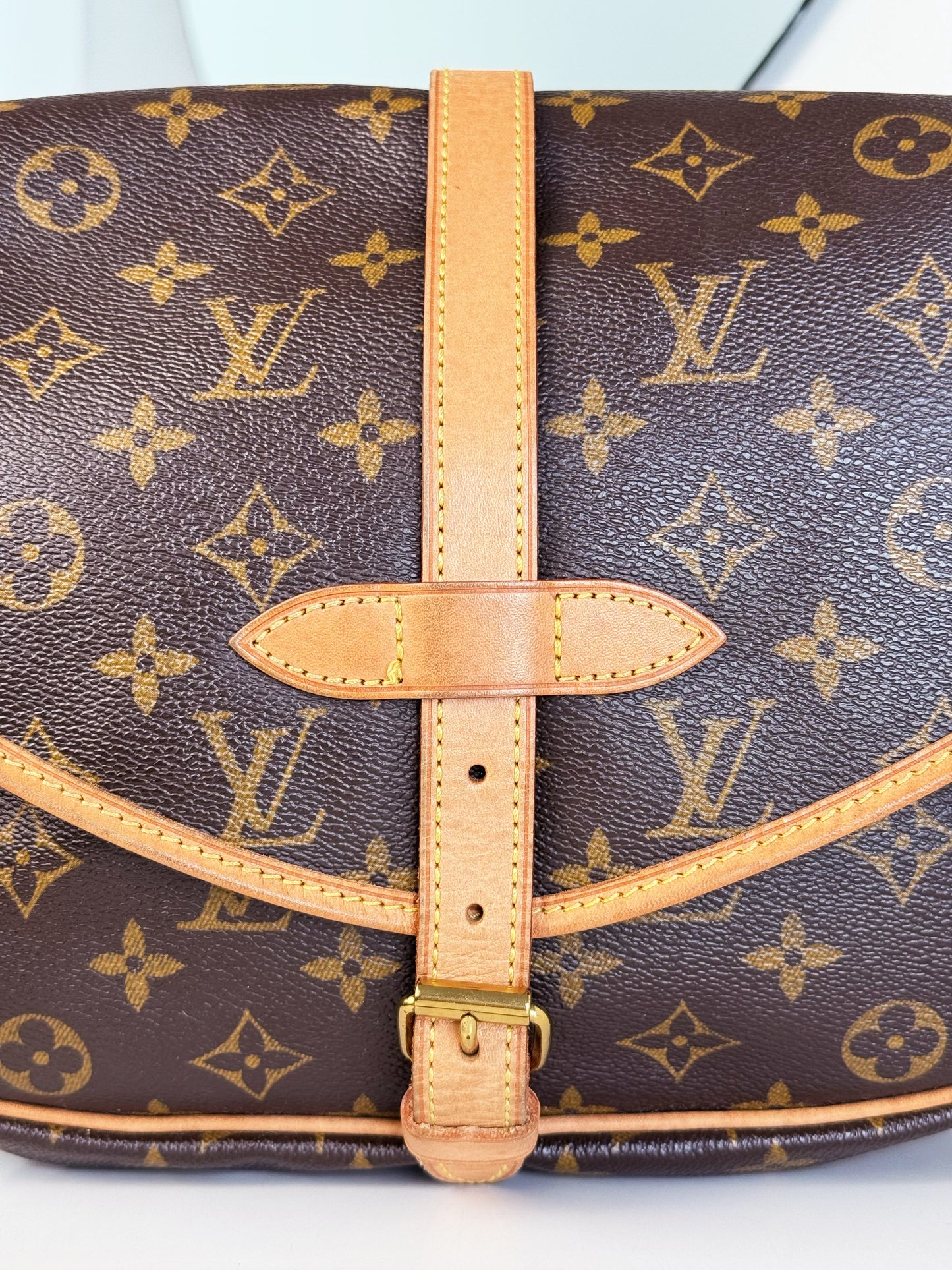 Louis Vuitton Vintage Saurmur 30 Shoulder Crossbody Bag