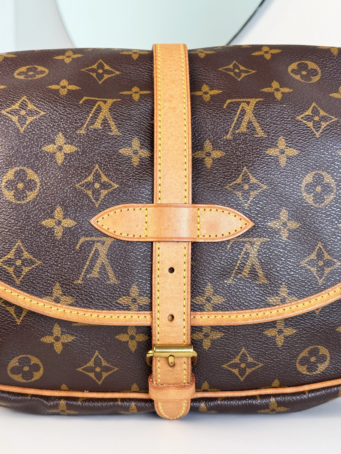Louis Vuitton Vintage Saurmur 30 Shoulder Crossbody Bag