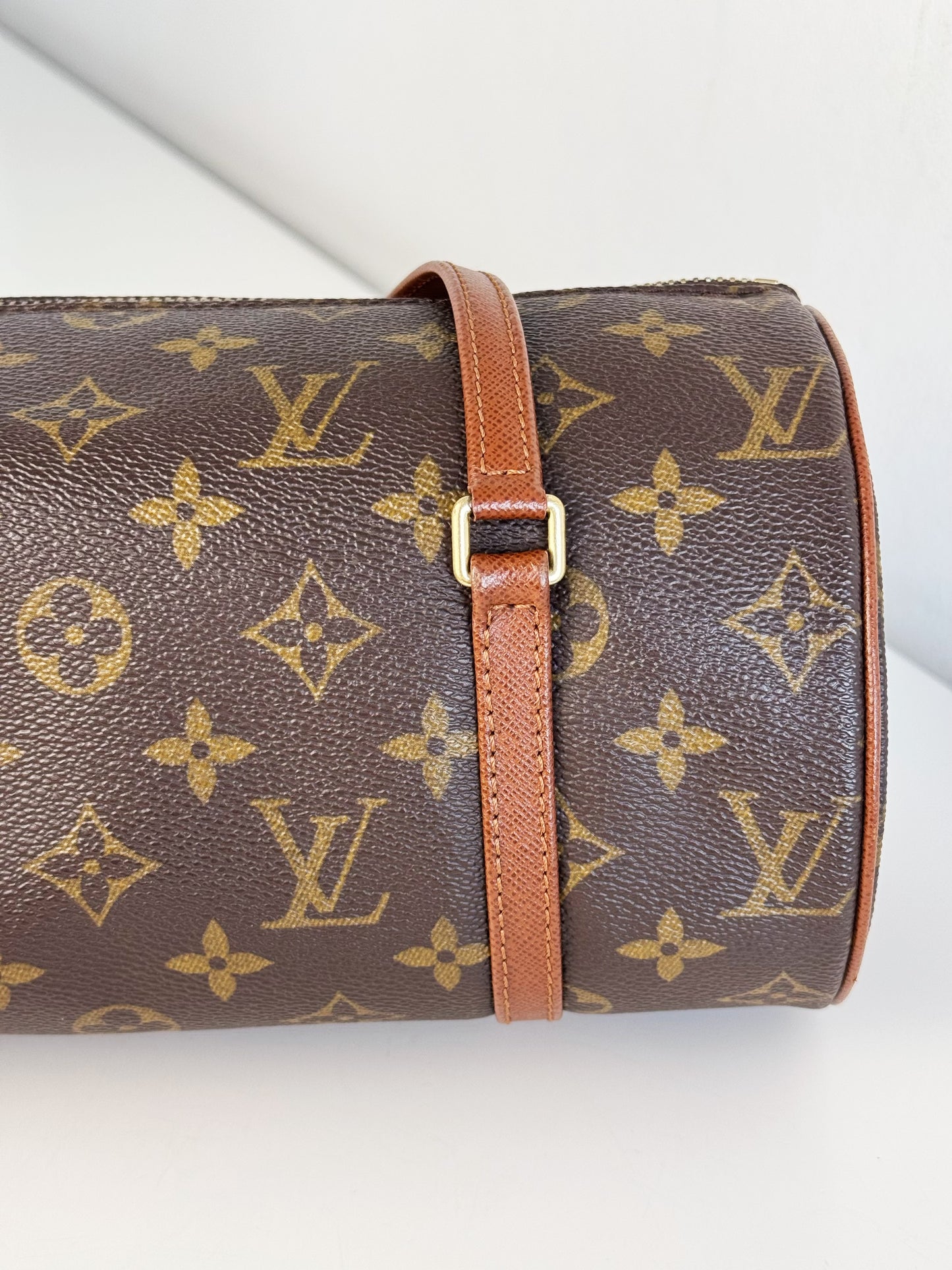 Louis Vuitton Vintage Papillon 26 Handbag Crossbody Bag
