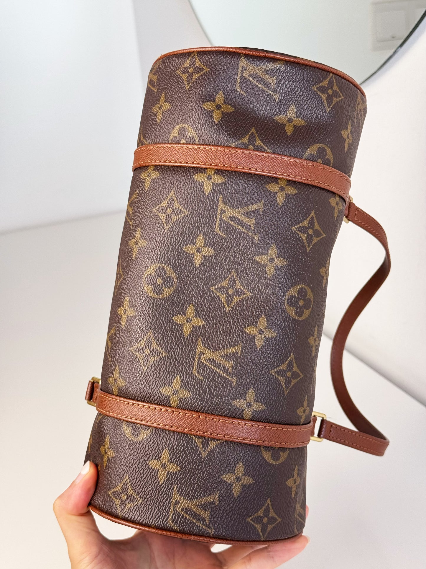 Louis Vuitton Vintage Papillon 26 Handbag Crossbody Bag