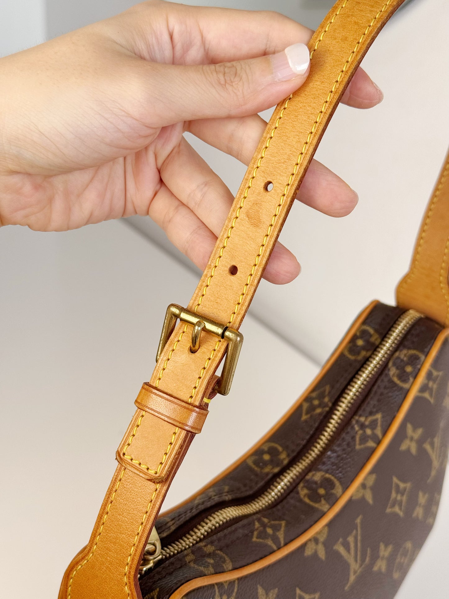 Louis Vuitton Vintage Croissant PM Shoulder Bag