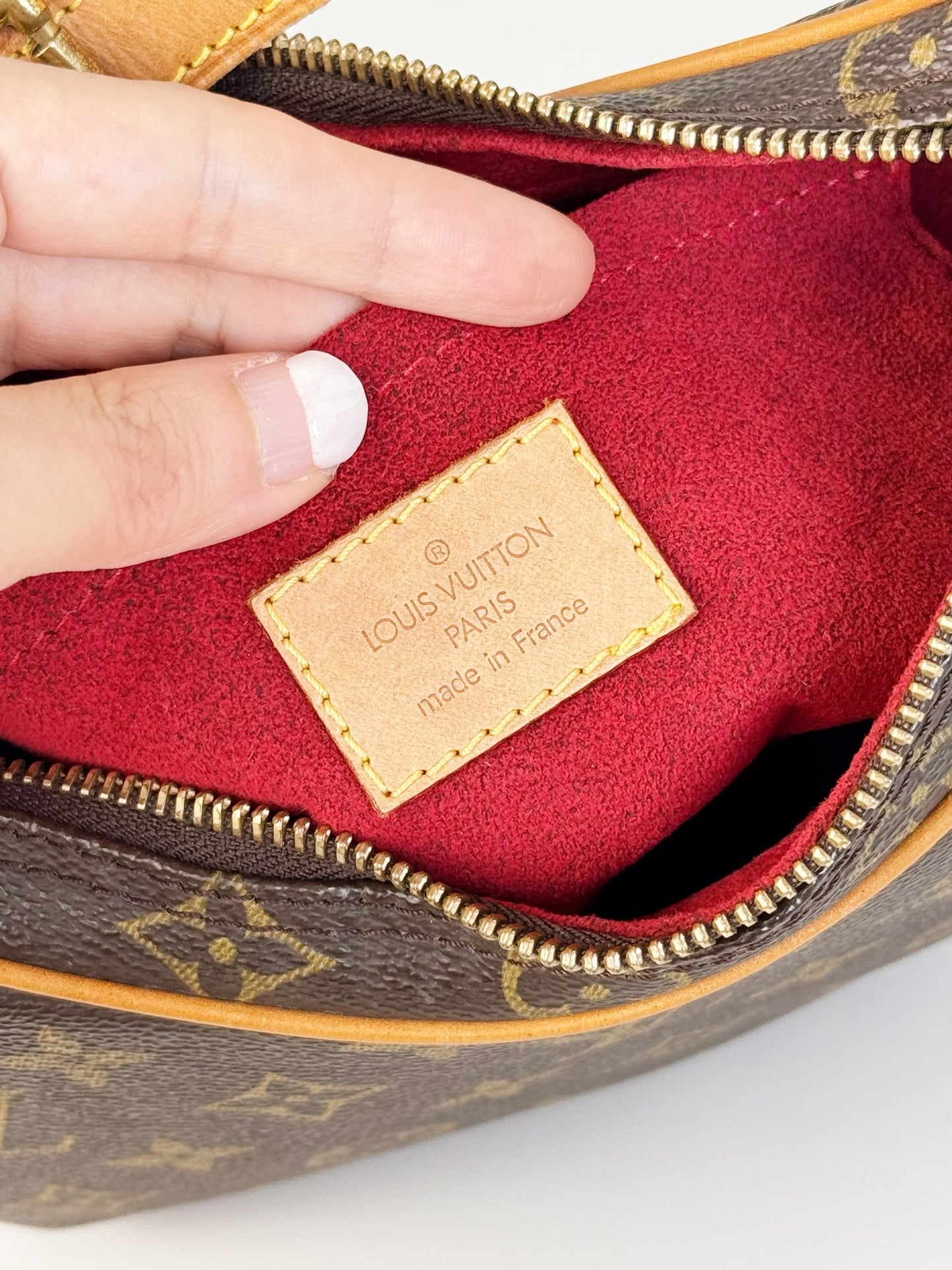 Louis Vuitton Vintage Croissant PM Shoulder Bag