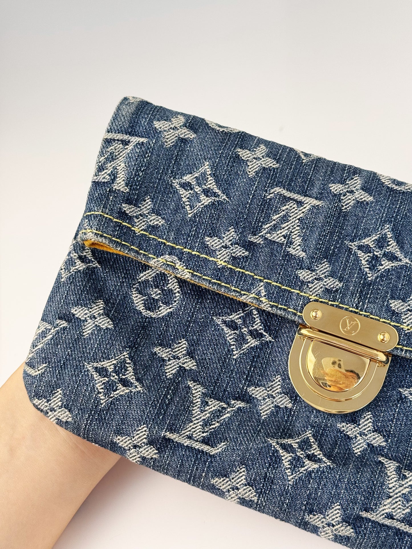 Louis Vuitton Vintage Denim Pochette Plat Clutch Handbag Crossbody Bag