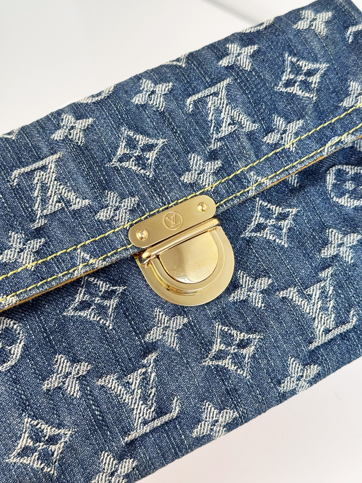 Louis Vuitton Vintage Denim Pochette Plat Clutch Handbag Crossbody Bag