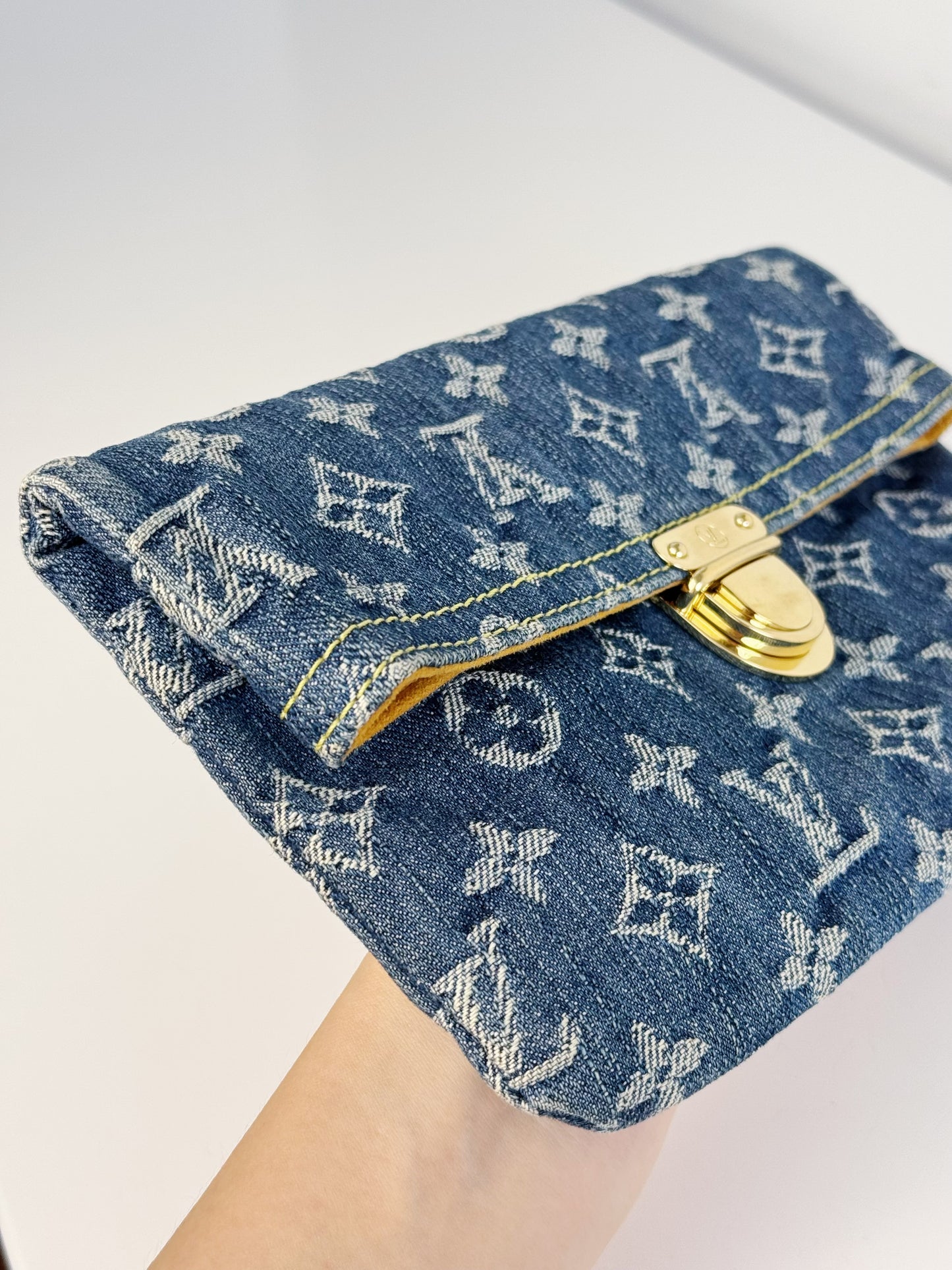 Louis Vuitton Vintage Denim Pochette Plat Clutch Handbag Crossbody Bag