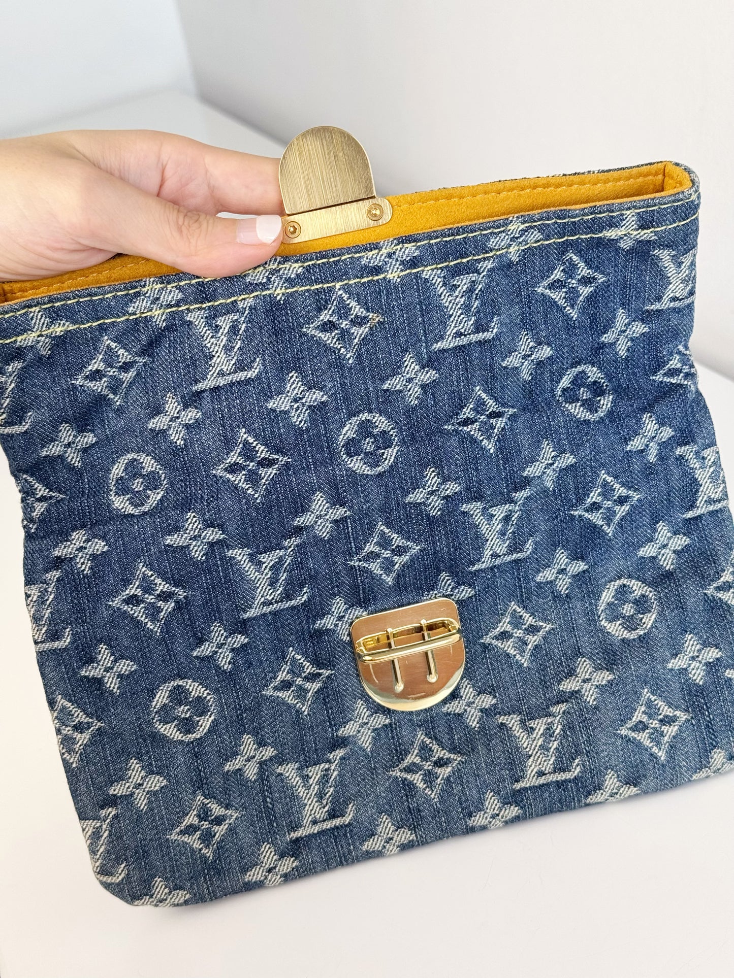 Louis Vuitton Vintage Denim Pochette Plat Clutch Handbag Crossbody Bag