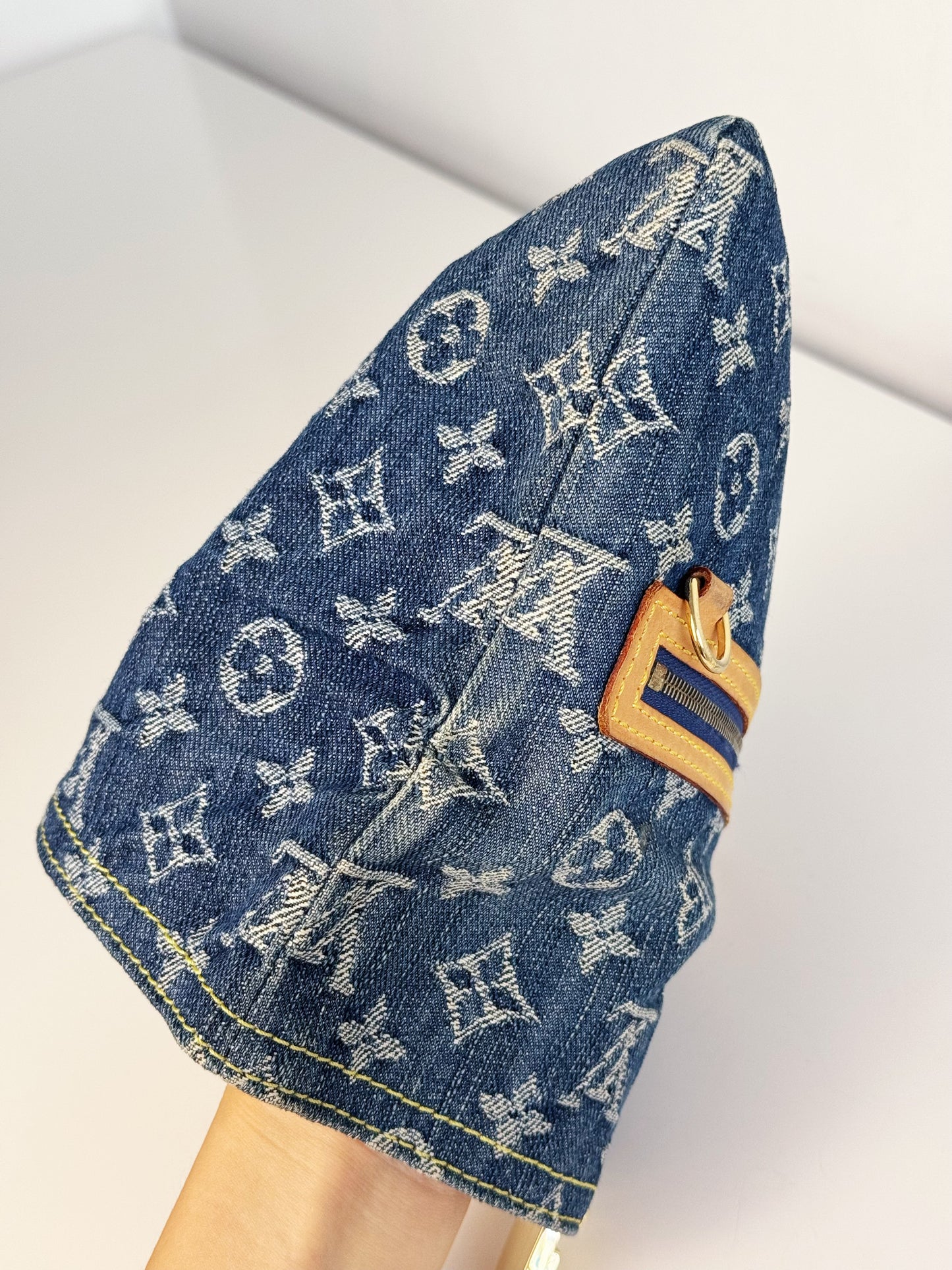 Louis Vuitton Vintage Denim Pochette Plat Clutch Handbag Crossbody Bag