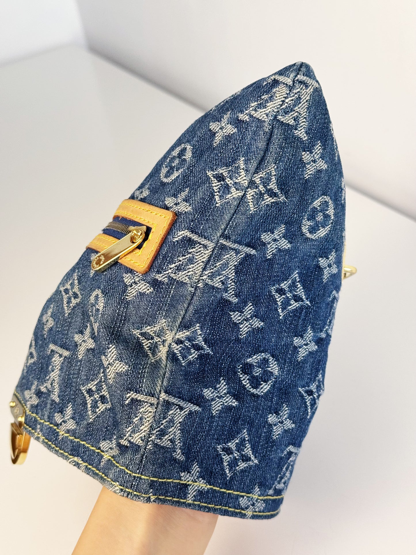 Louis Vuitton Vintage Denim Pochette Plat Clutch Handbag Crossbody Bag