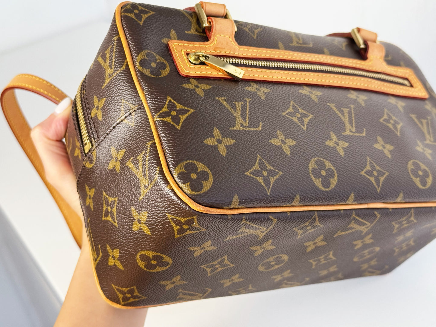 Louis Vuitton Vintage Cite MM Shoulder Bag